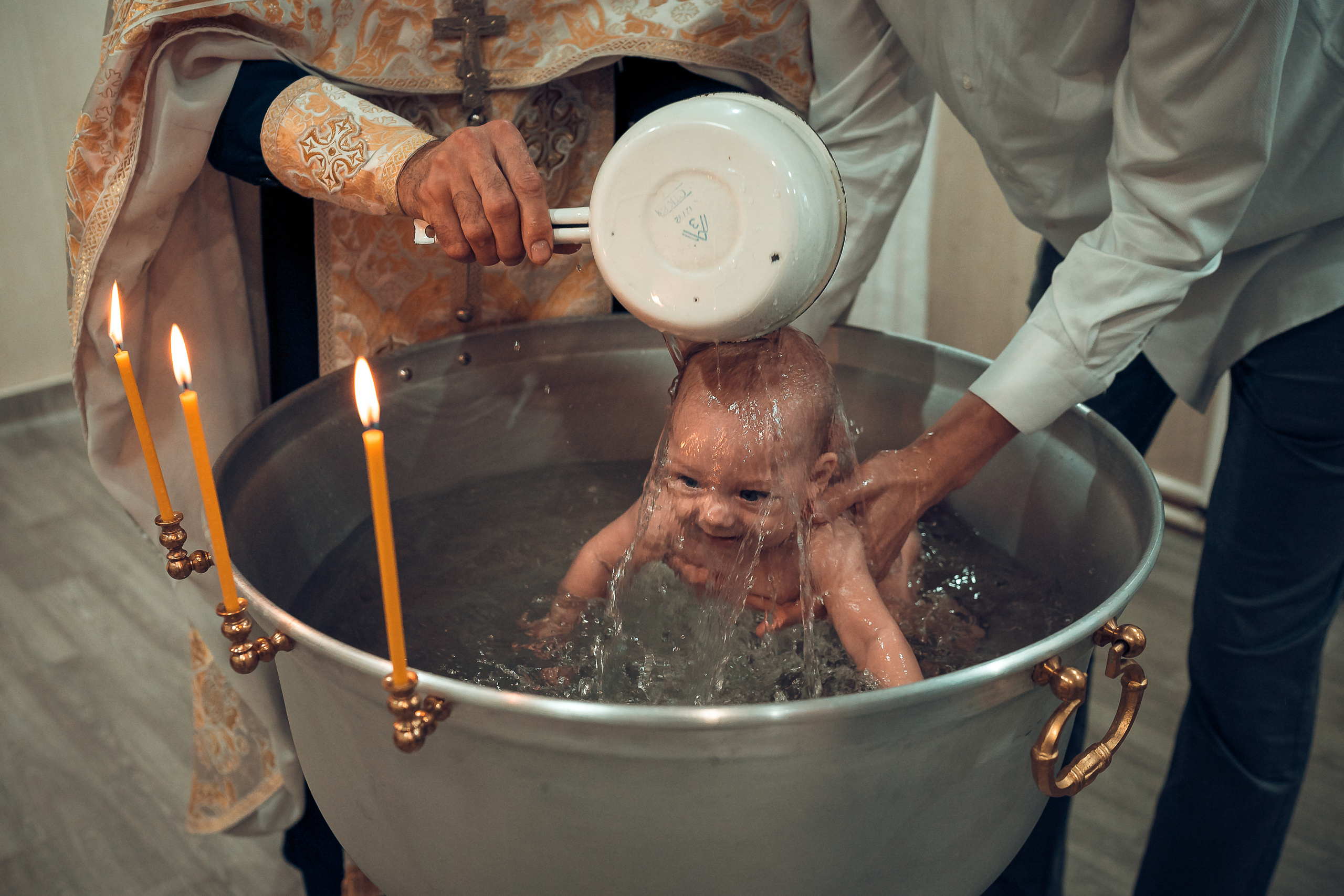 Крещение Ярославы Покровский Кафедральный Собор. Фотограф на Крещение и Венчание в Красноярске Рамазанова Юлия