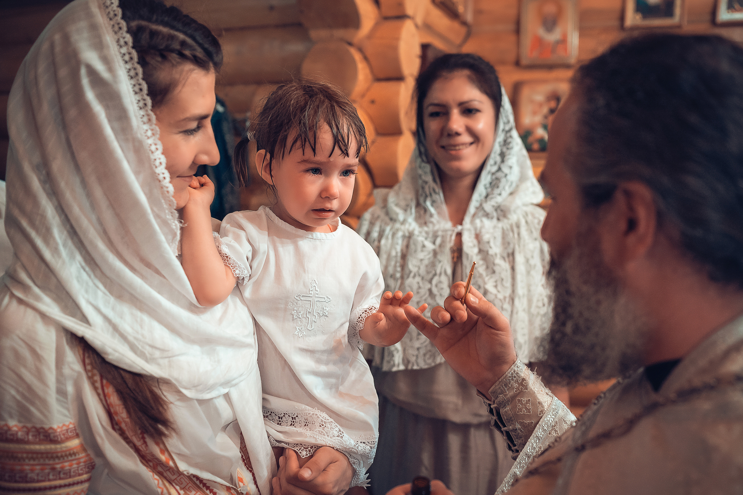 Крещение Юлии Храм Вифлеемских младенцев в Соснах. Фотограф на Крещение и Венчание в Красноярске Рамазанова Юлия