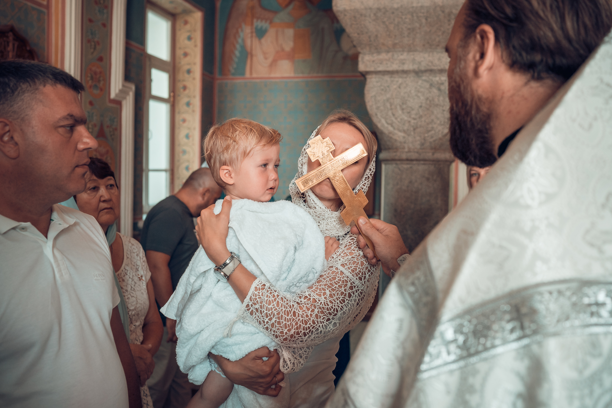 Крещение Артемия Храм Иоанна Предтечи. Фотограф на Крещение и Венчание в Красноярске Рамазанова Юлия