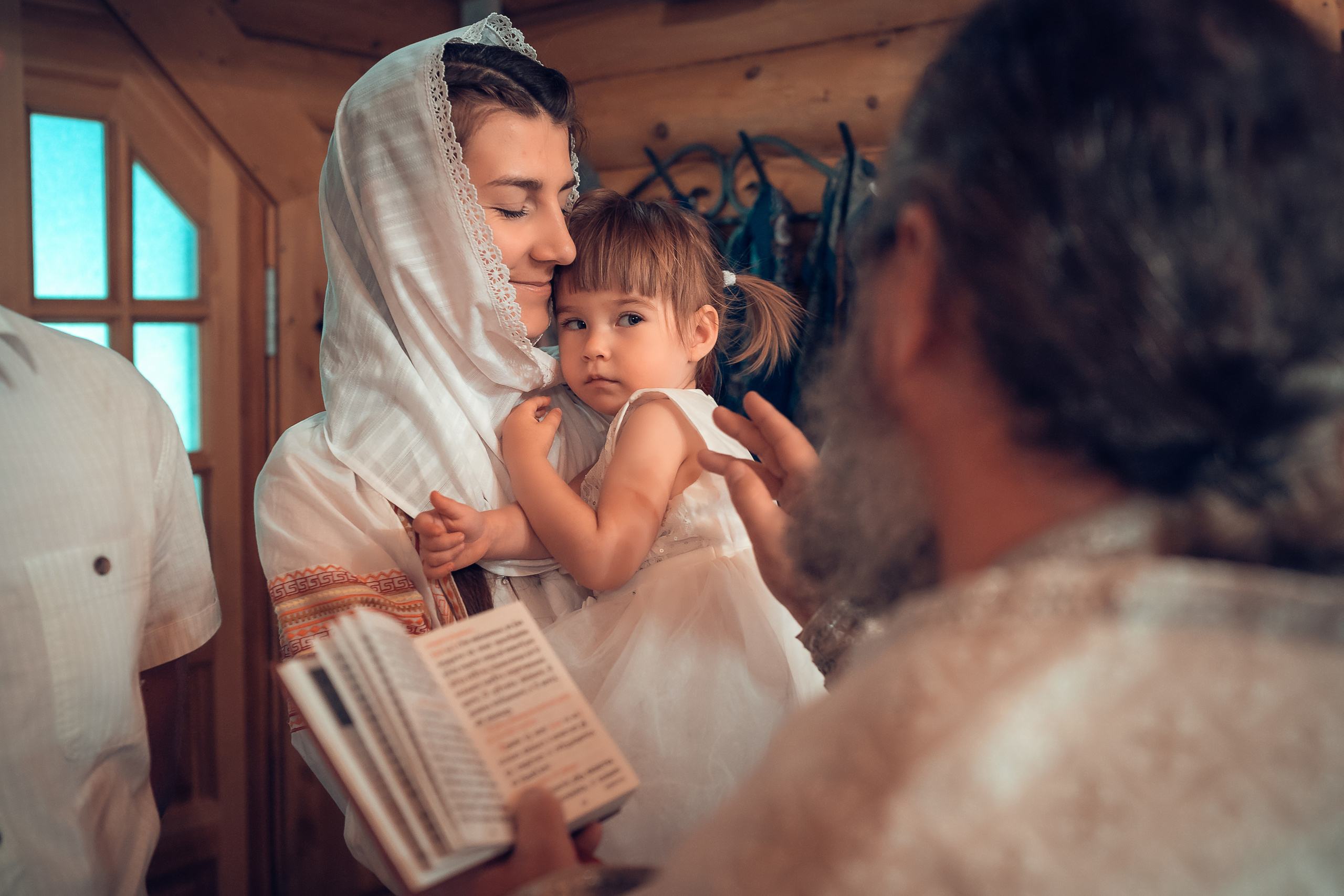 Крещение Юлии Храм Вифлеемских младенцев в Соснах. Фотограф на Крещение и Венчание в Красноярске Рамазанова Юлия