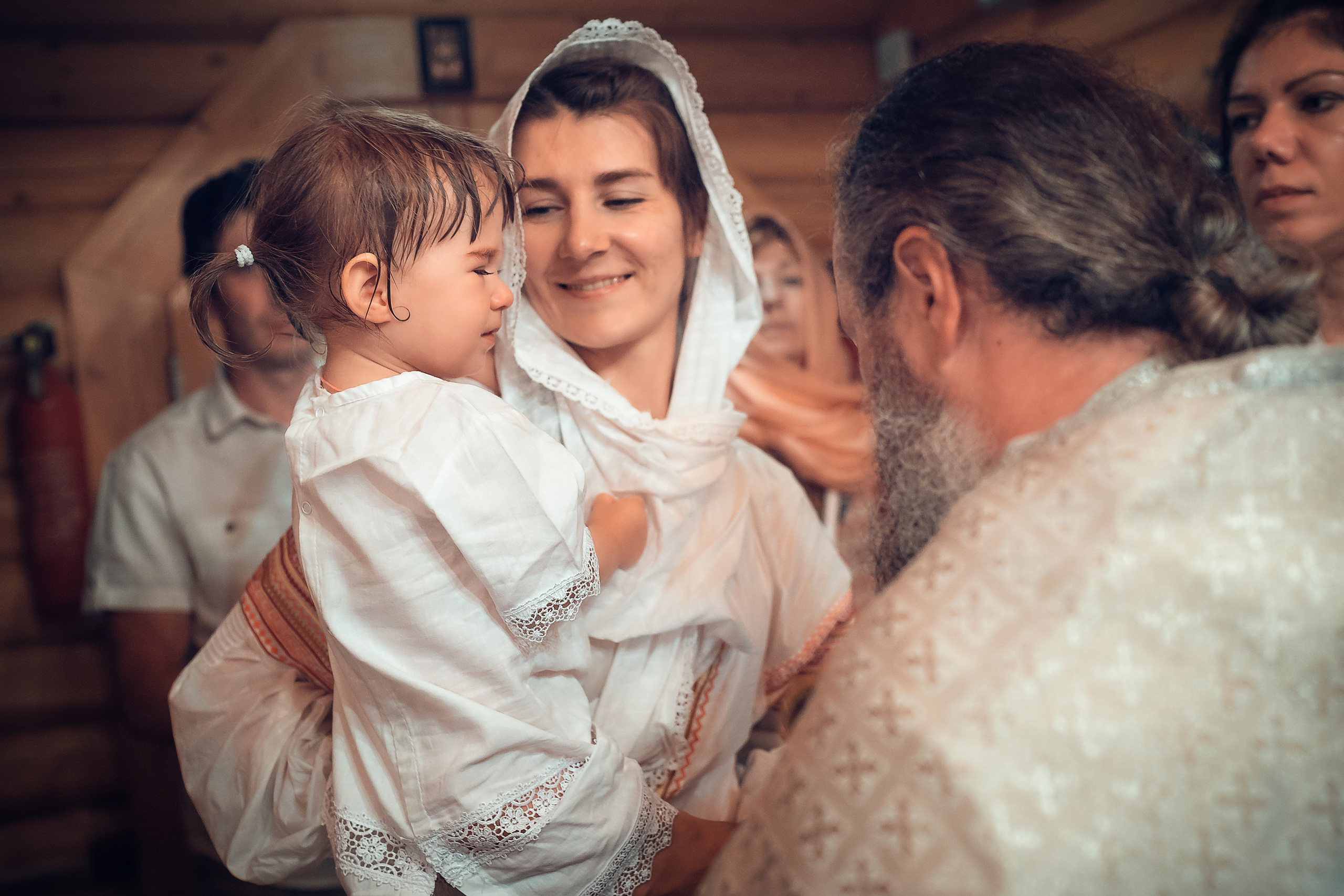 Крещение Юлии Храм Вифлеемских младенцев в Соснах. Фотограф на Крещение и Венчание в Красноярске Рамазанова Юлия