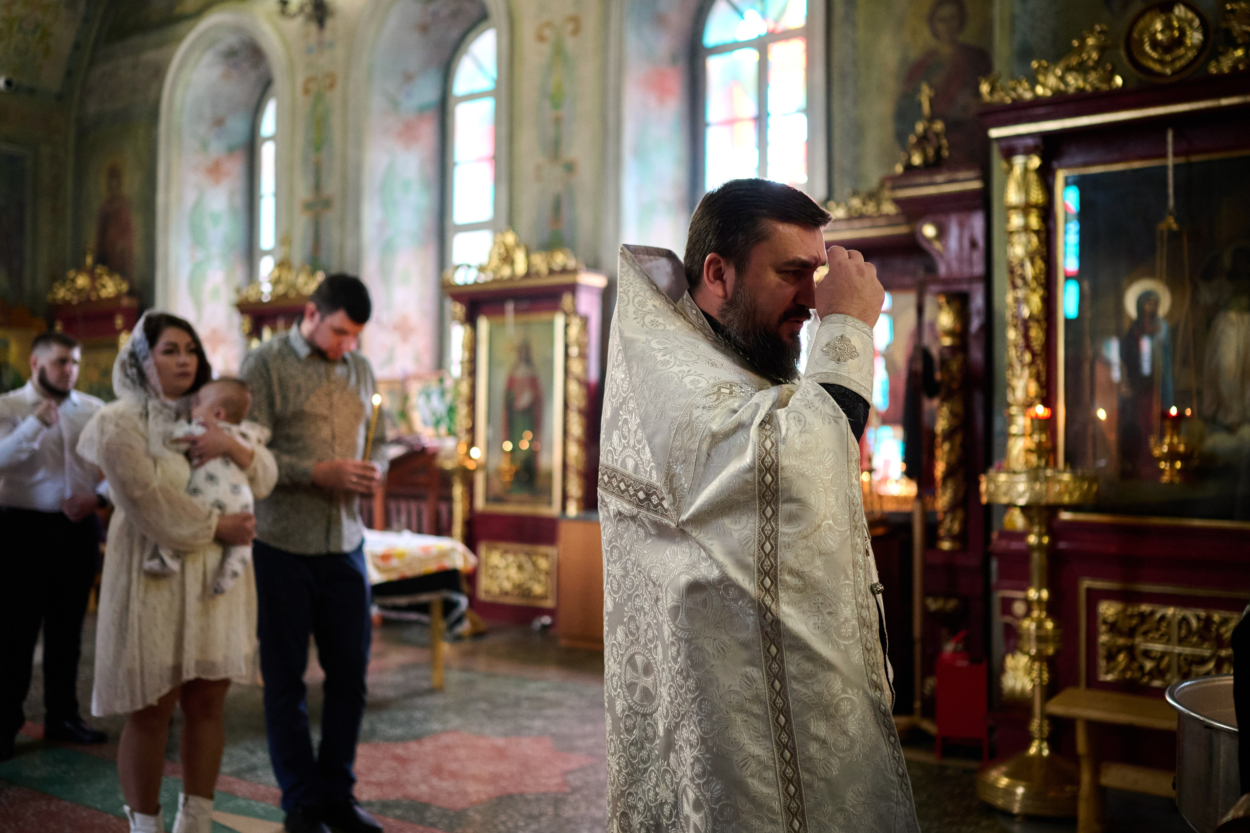 Фотосъемка крещения Саши. Профессиональный фотограф Старый Оскол, Губкин — свадьба, венчание, крещение, юбилей и день рождения