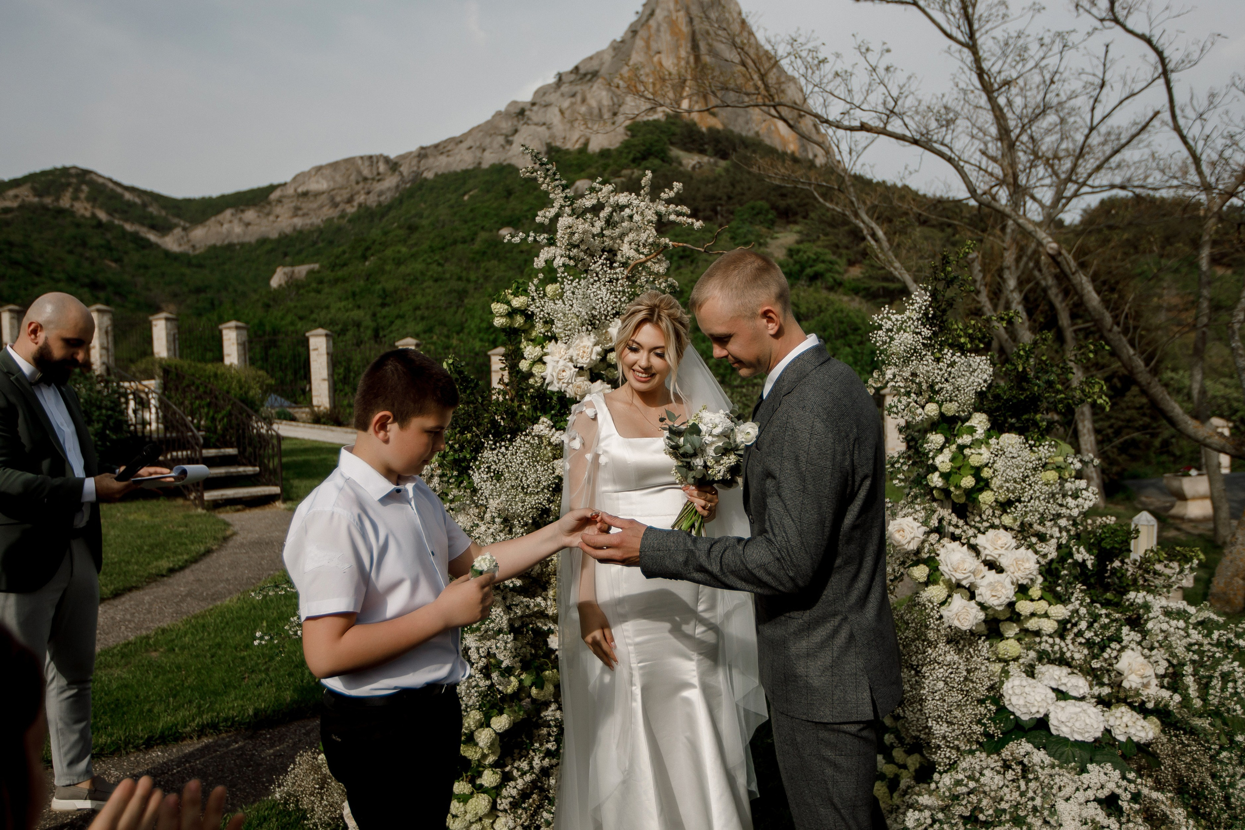 Денис и Алина. Белый замок. Фотограф Анна Лейман. Севастополь