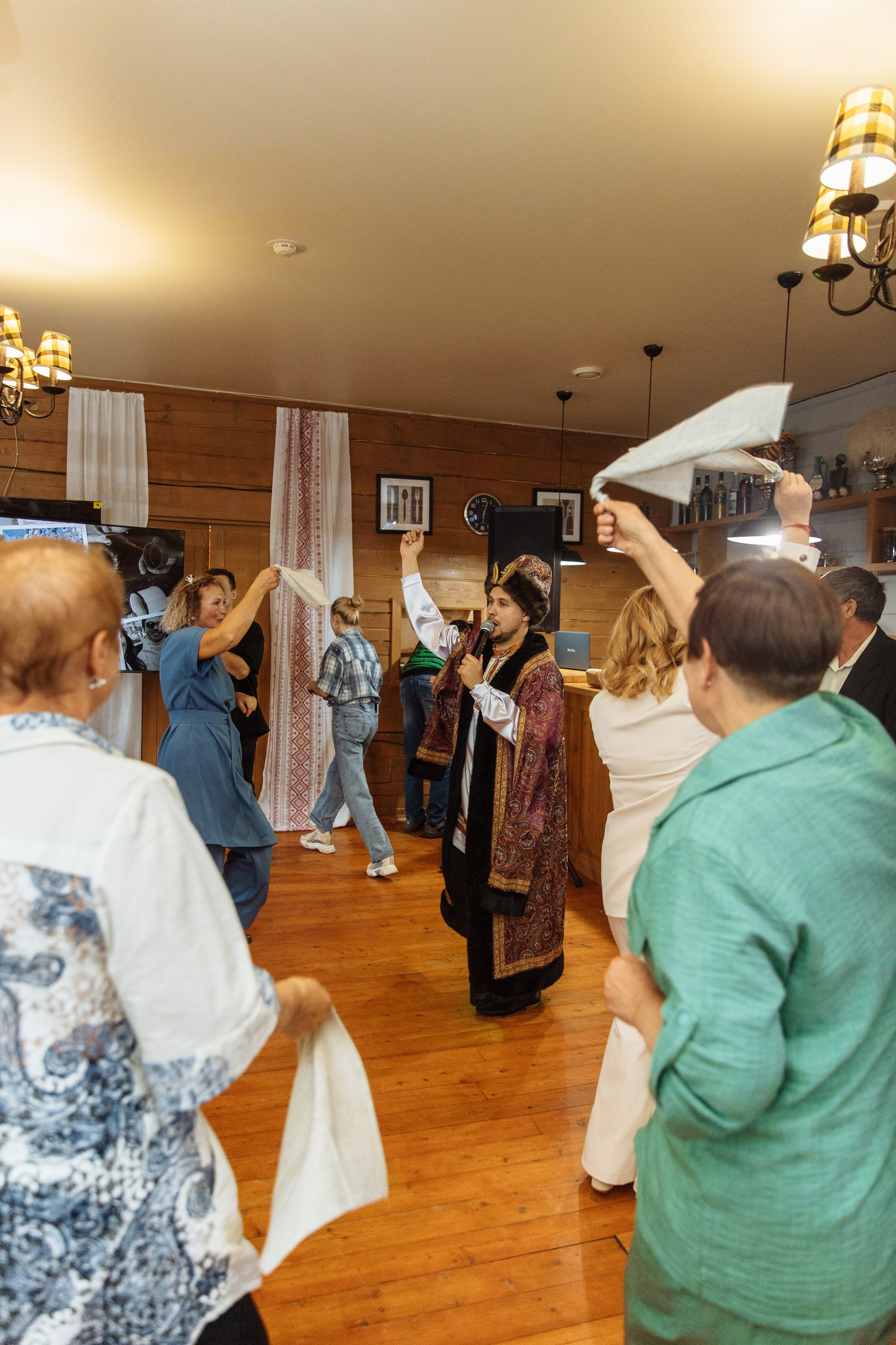 «Иван Васильевич меняет профессию» Юбилей. Свадебный и семейный фотограф в Улан-Удэ