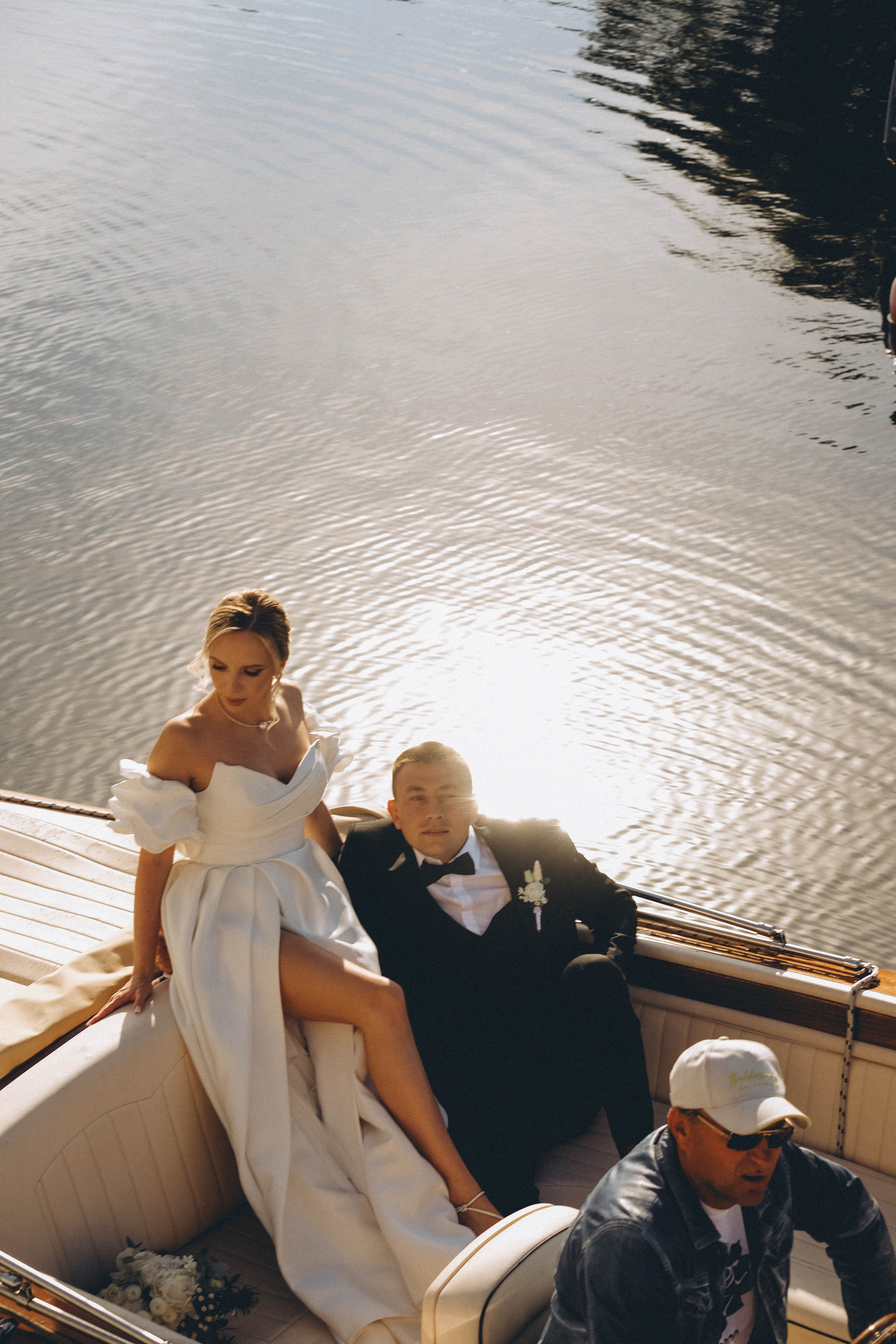 СВАДЕБГНАЯ ПРОГУЛКА ПО КАНАЛ САНКТ-ПЕТЕРБУРГА НА КАТЕРЕ. Профессиональный фотограф, Санкт-Петербург — Виктория Богомолова