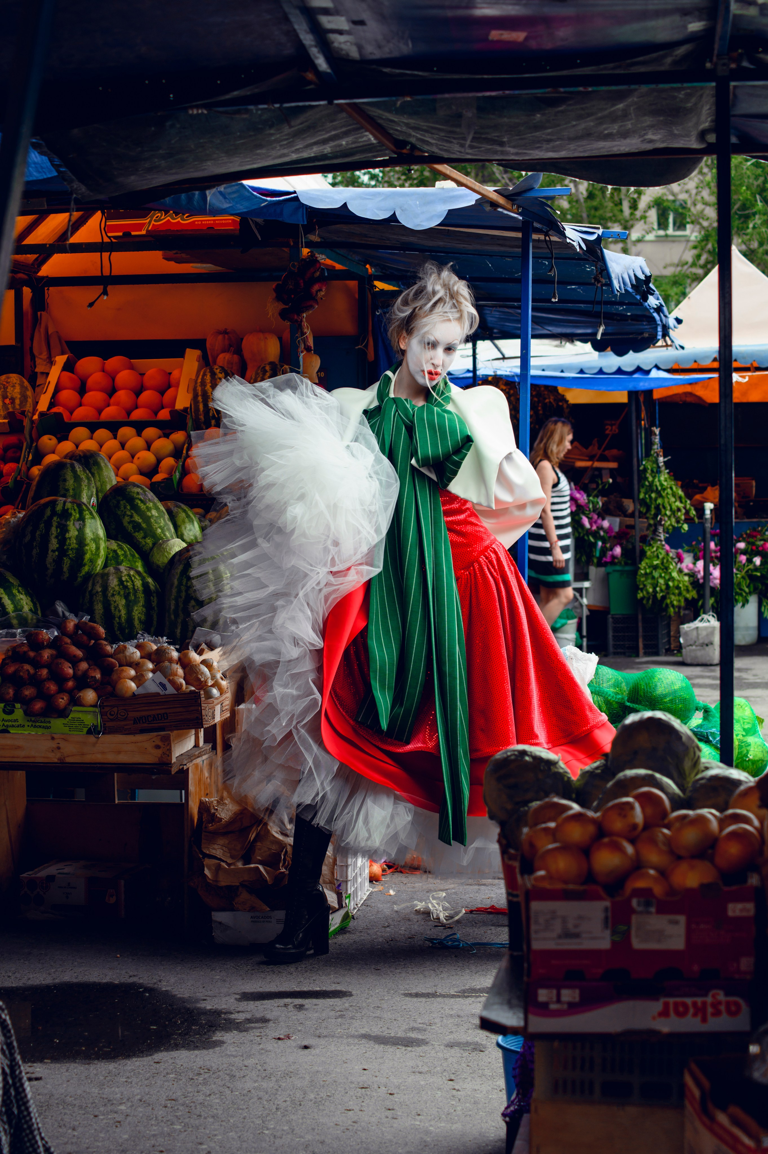 Дипломная работа СИНЬОР ПОМИДОР. дизайнер Анфиса Кечкина. Студийный и свадебный фотограф В городе Екатеринбург Ирина Мальта