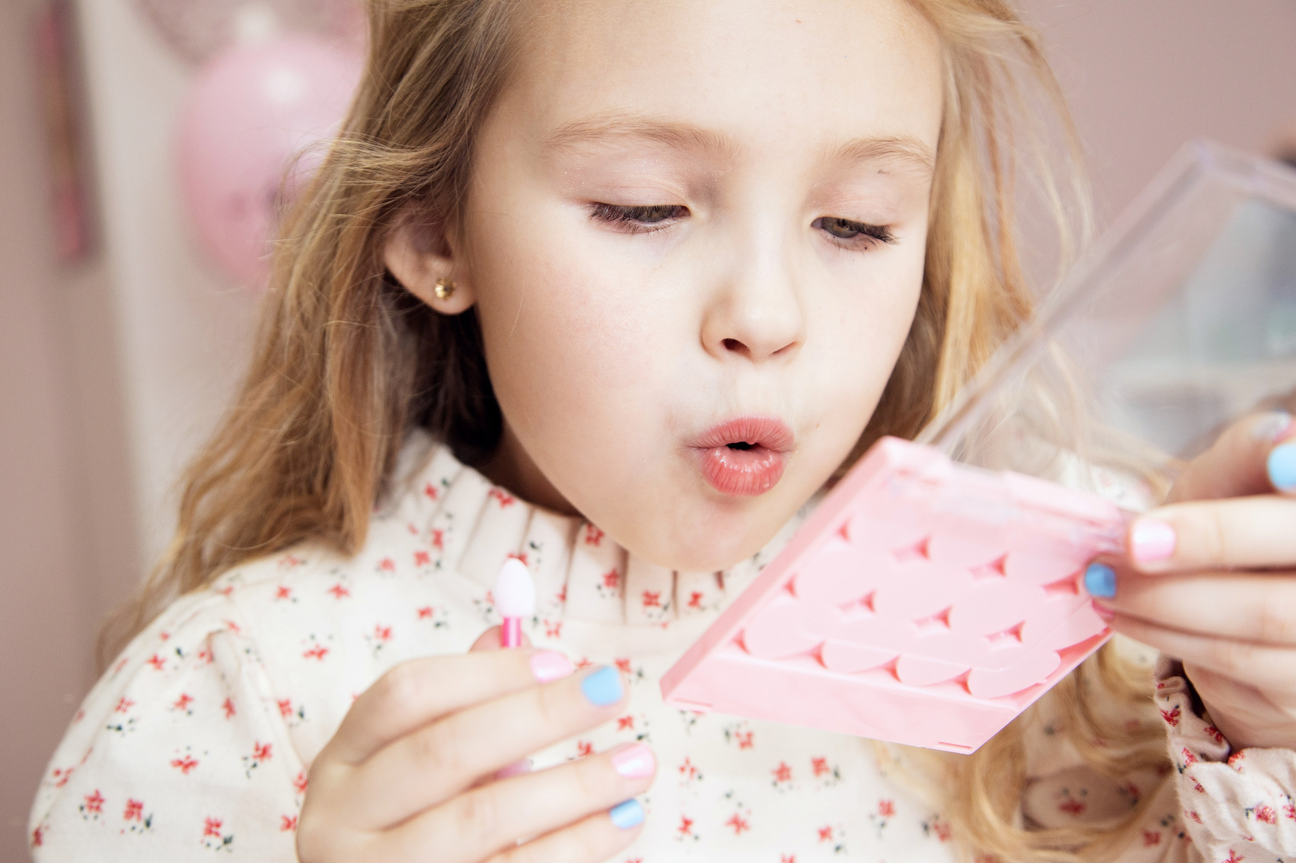 Кира. День рожденья. Фотограф Савченко Люба. Москва