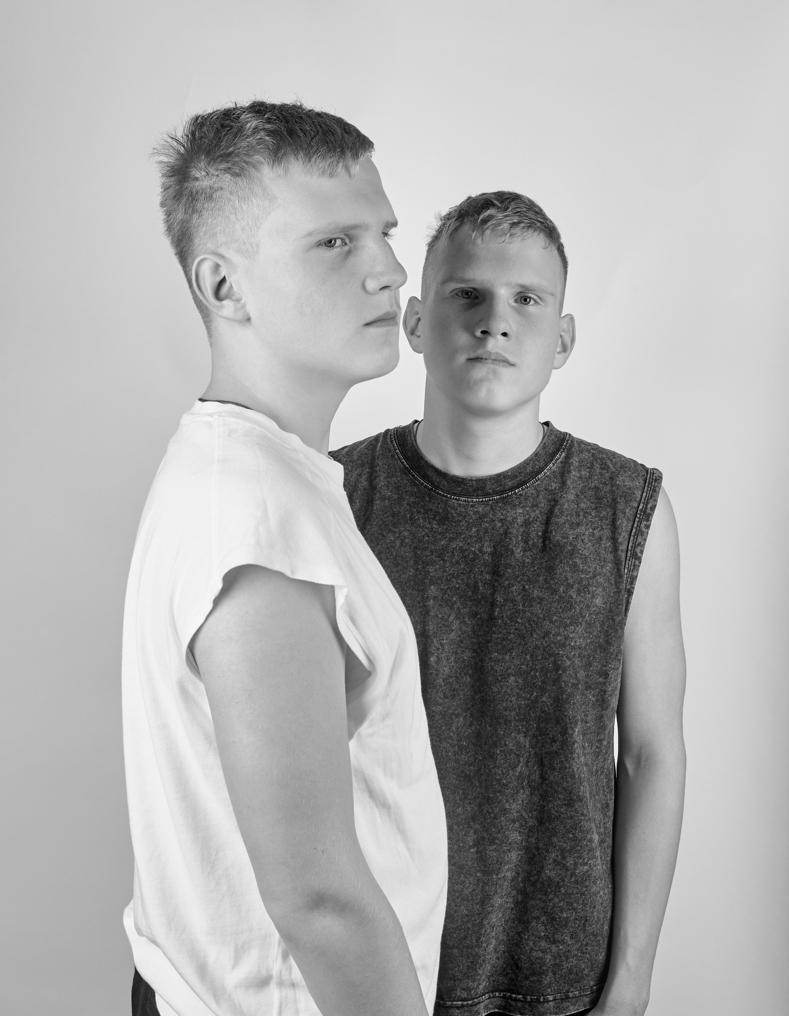 Близнецы Олег и Глеб. Предметный и семейный фотограф в Санкт-Петербурге Катерина Стеклова