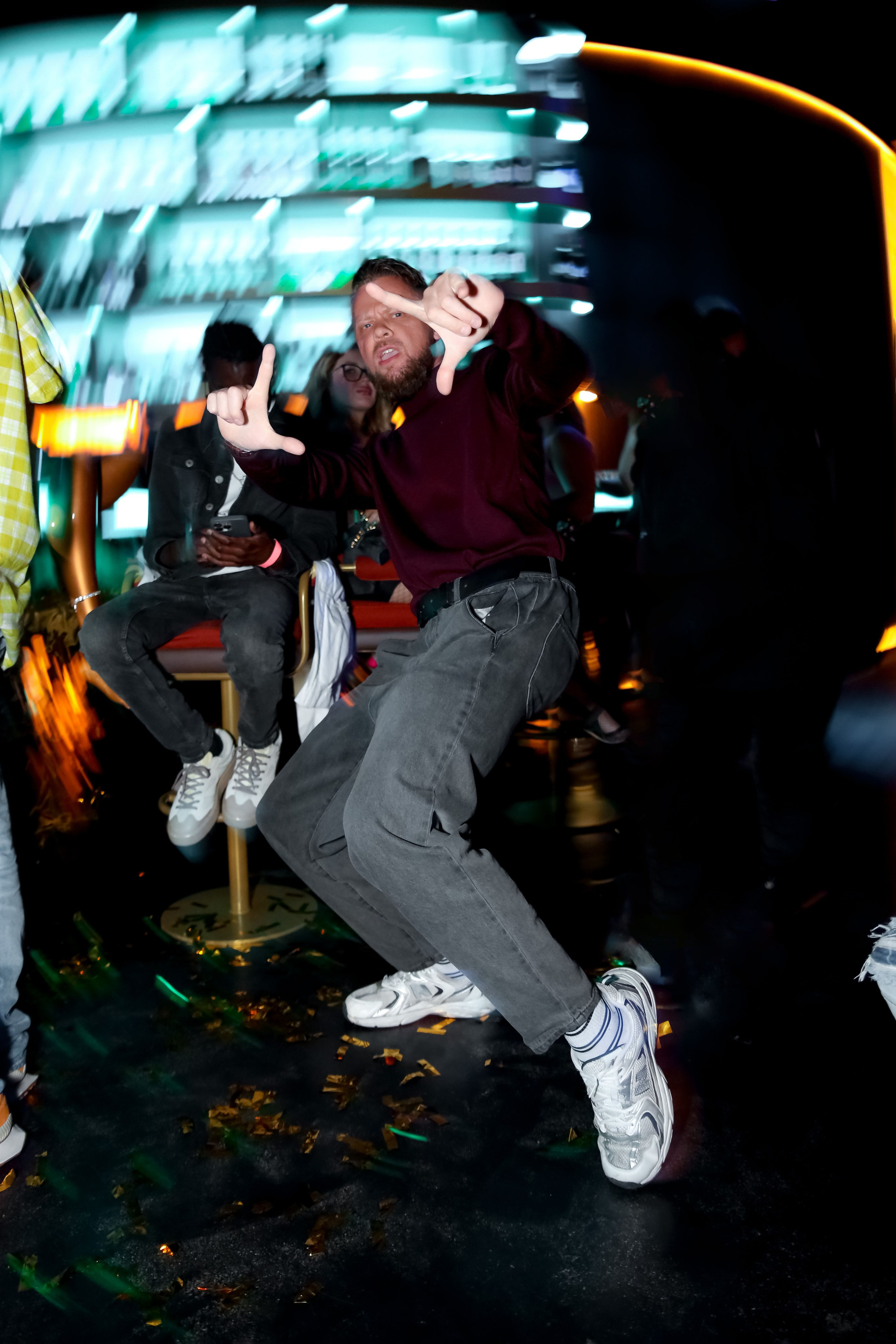 LA night & Fiji wave. 2000’s