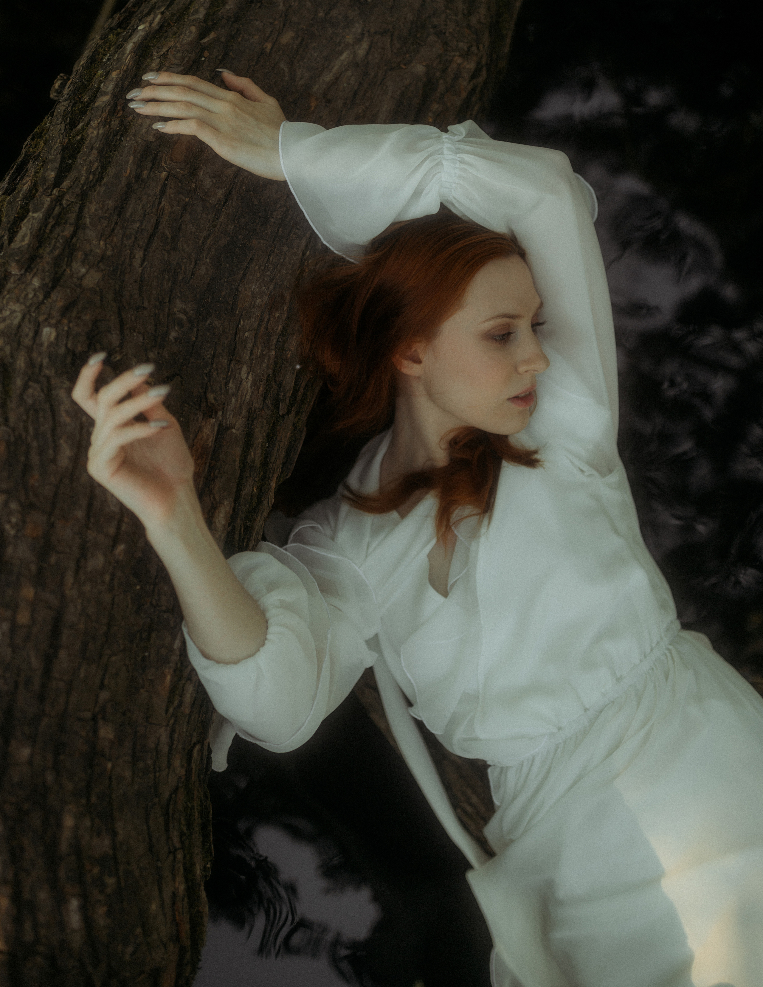 Фотосессия в парке с лодкой. Фотограф Санкт-Петербург женский портрет Екатерина Коваль