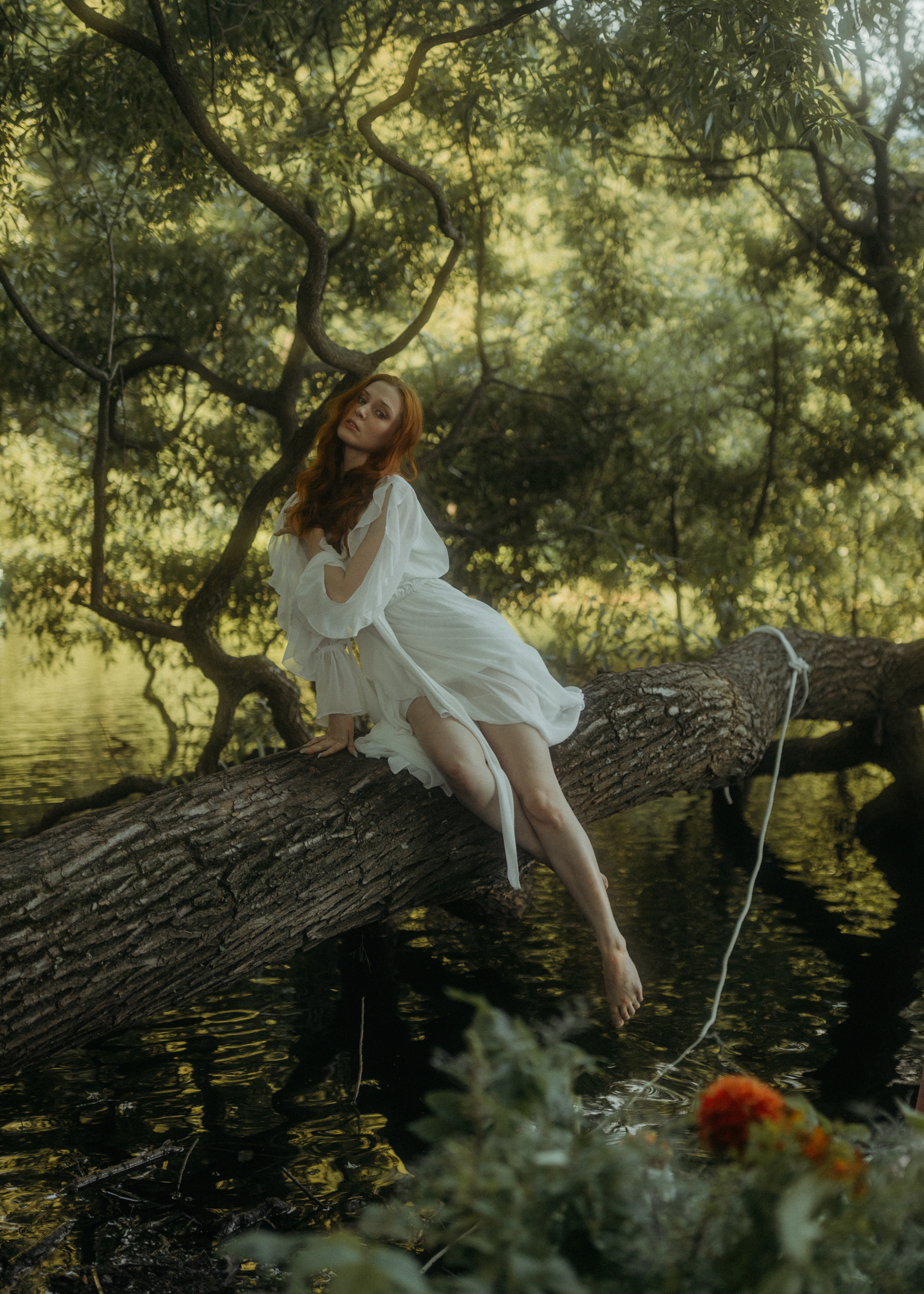 Фотосессия в парке с лодкой. Фотограф Санкт-Петербург женский портрет Екатерина Коваль