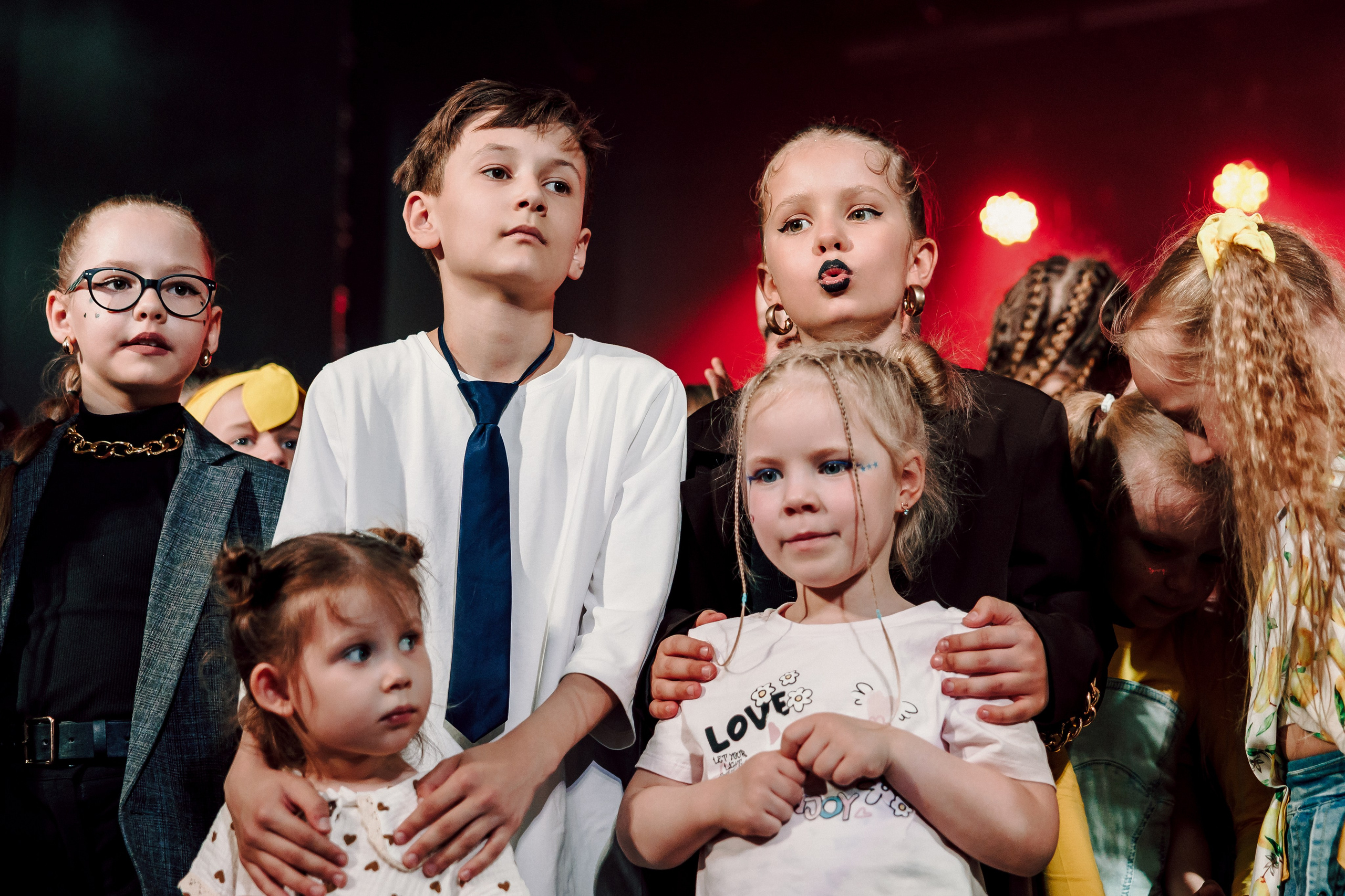 Отчётный концерт танцевальной школы «Red Rabbits» 2025. Лёшка Варзегов — фотограф