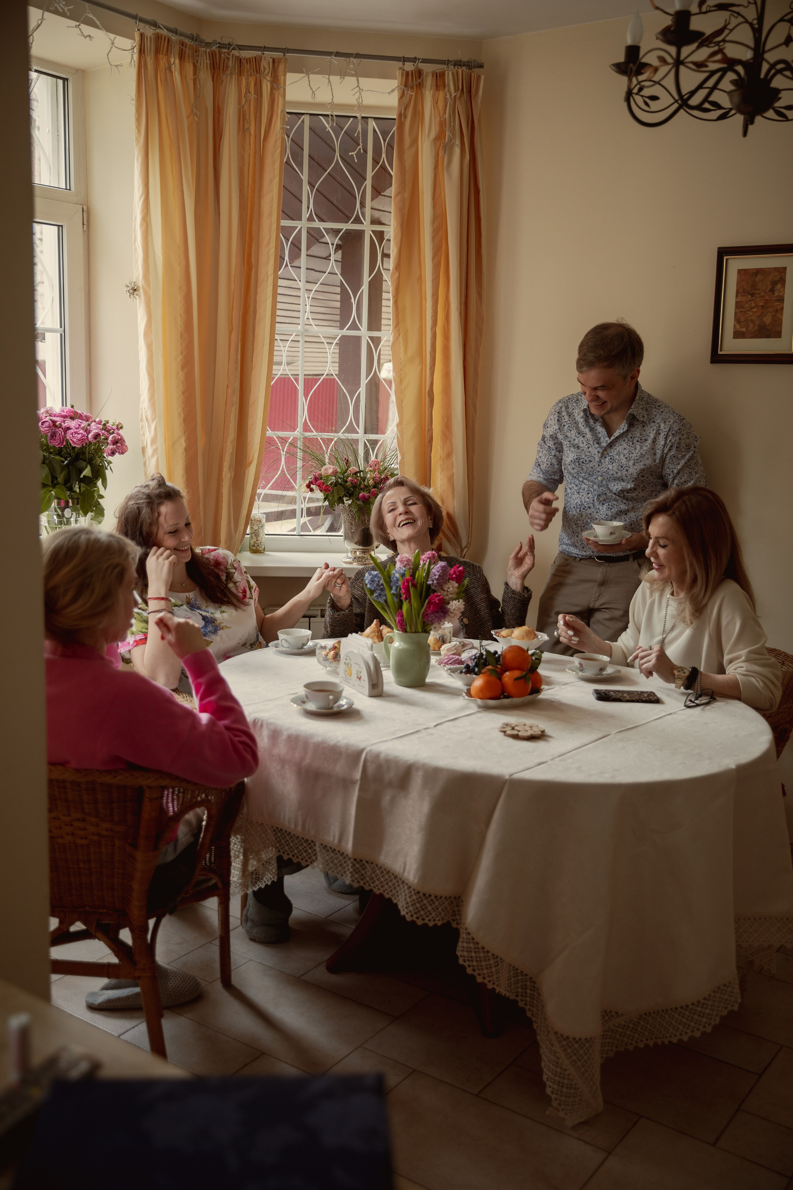 Семейная домашняя фотосессия. Индивидуальный и семейный фотограф Ирина Москвичёва