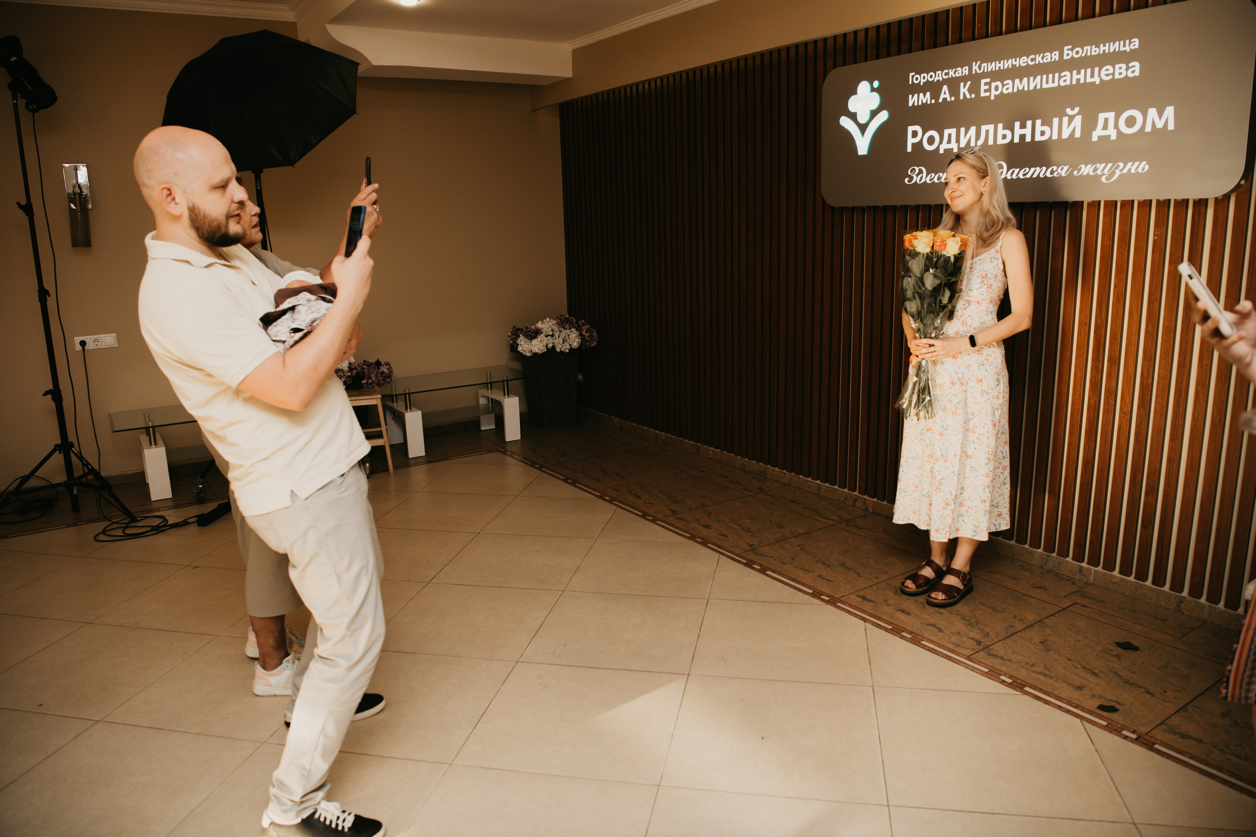 Выписка Вениамина. Ерамишанцева. Фотограф на выписку из роддома в Москве и МО