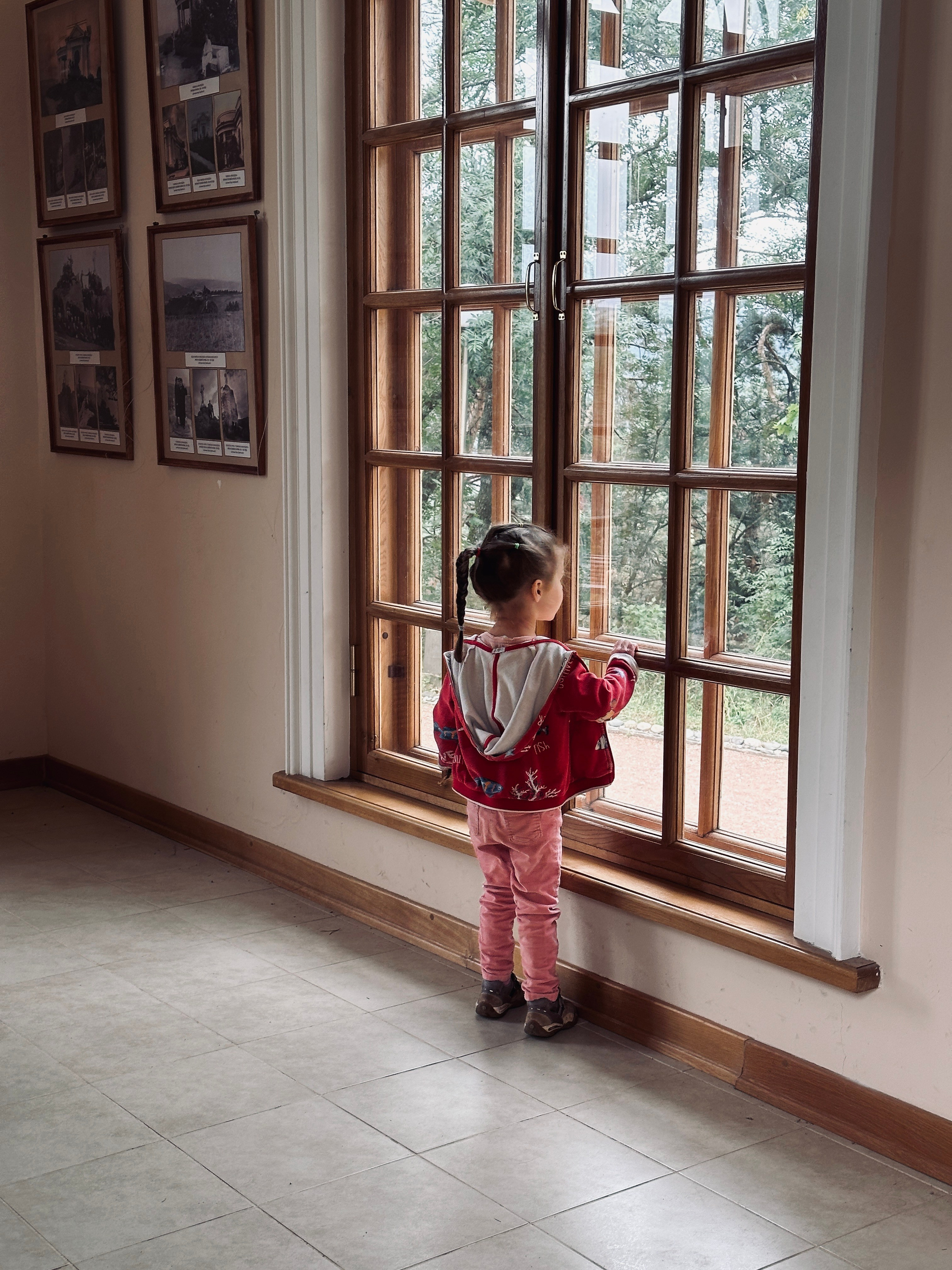 Дети. Смотри, красота!