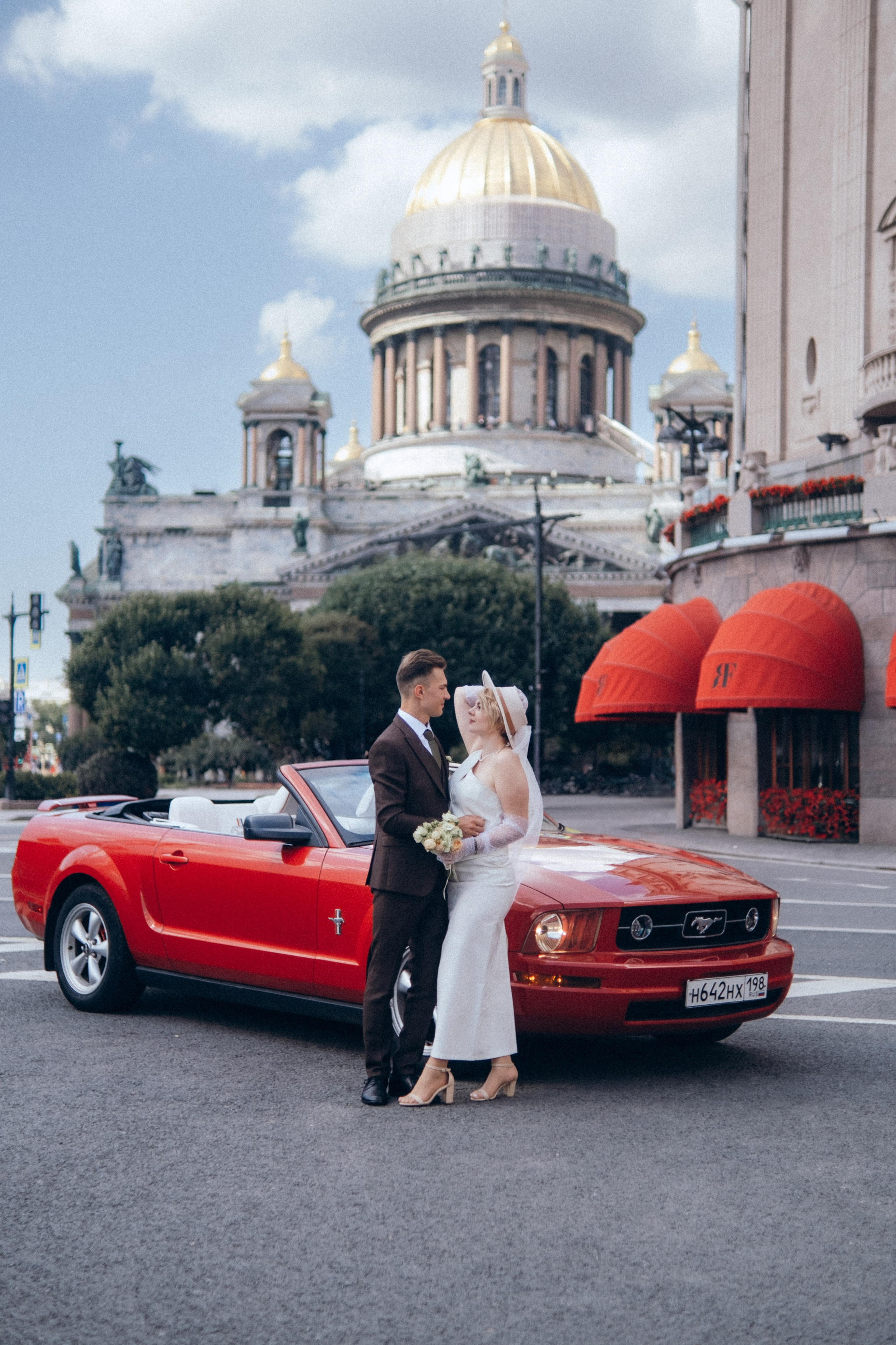 Фрунзенский ЗАГС+прогулка в Центре. Фотограф в Санкт-Петербурге Кристина Брянская