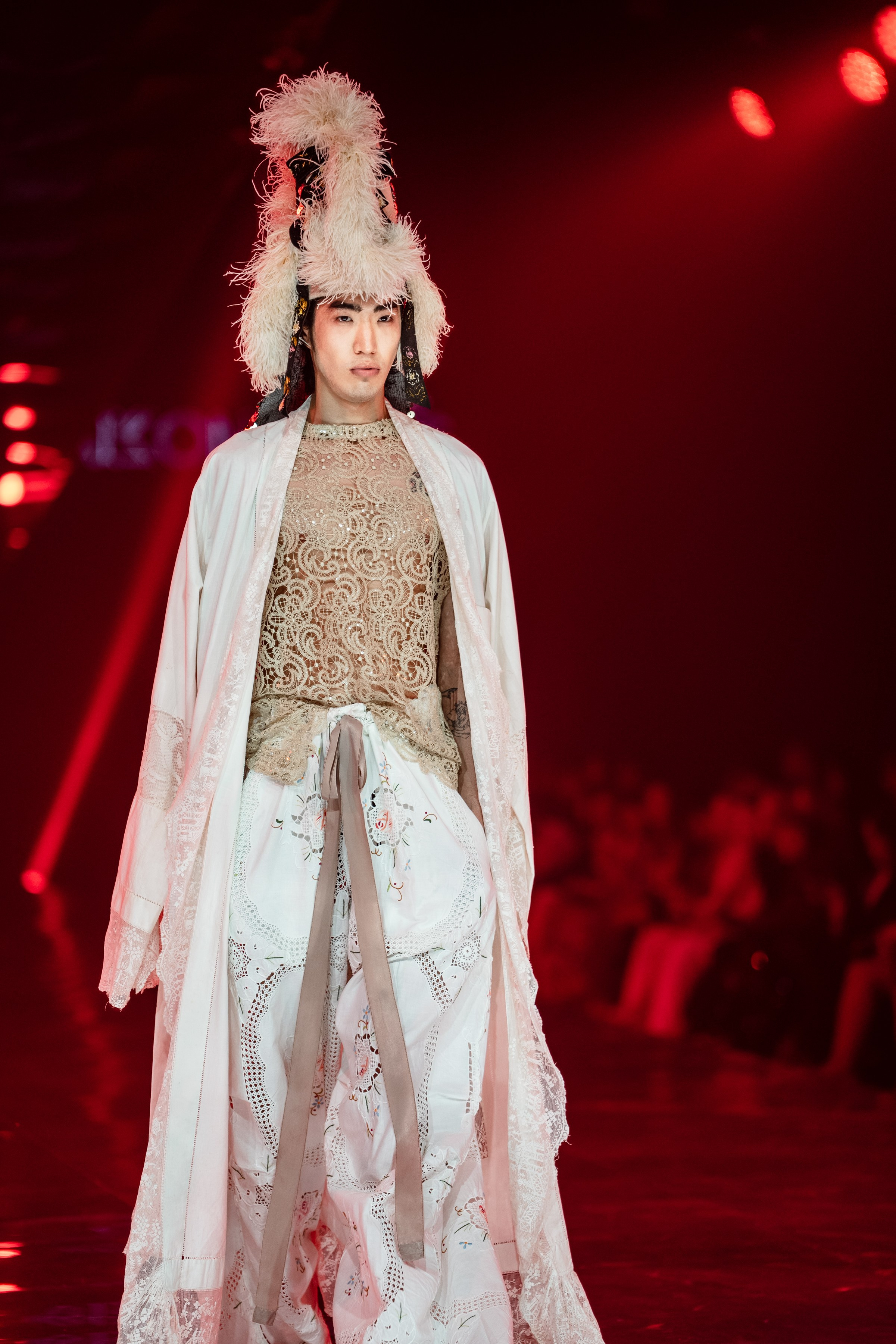 Visa Fashion week Maison Artc. Сайт Алматинского НЮ АРТ, будуар и фэшн фотографа Дениса Карпенко