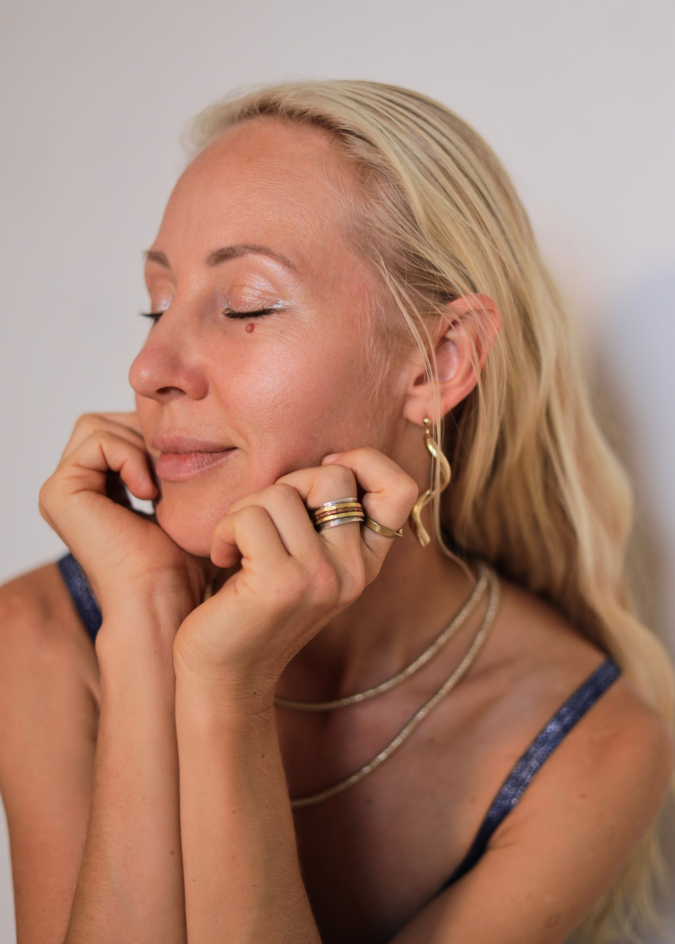 Julia feelings. Family, portrait, content photo in Costa Rica Evgeniya Besprozvannykh