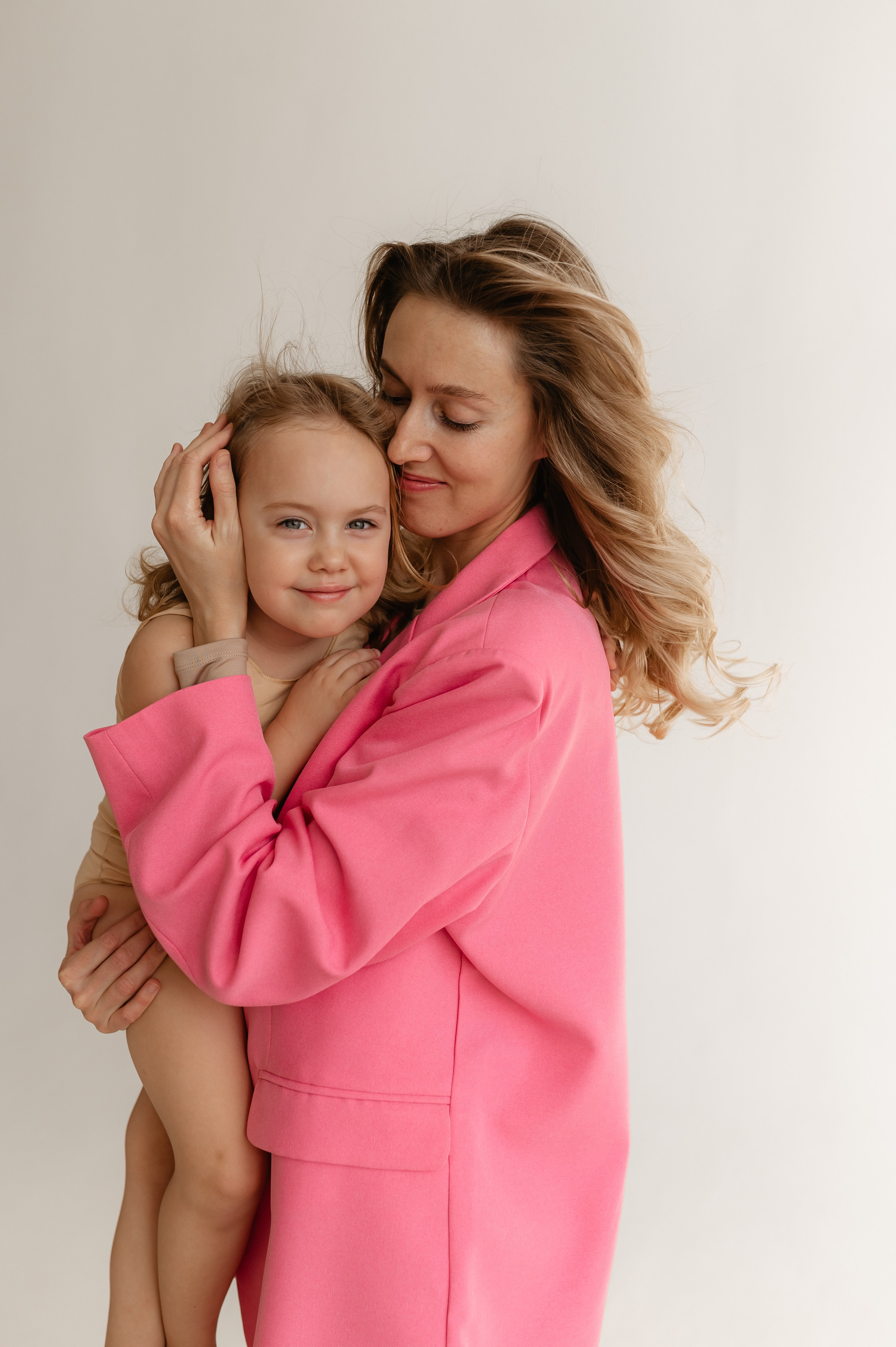 Весенняя съёмка в студии. Главная