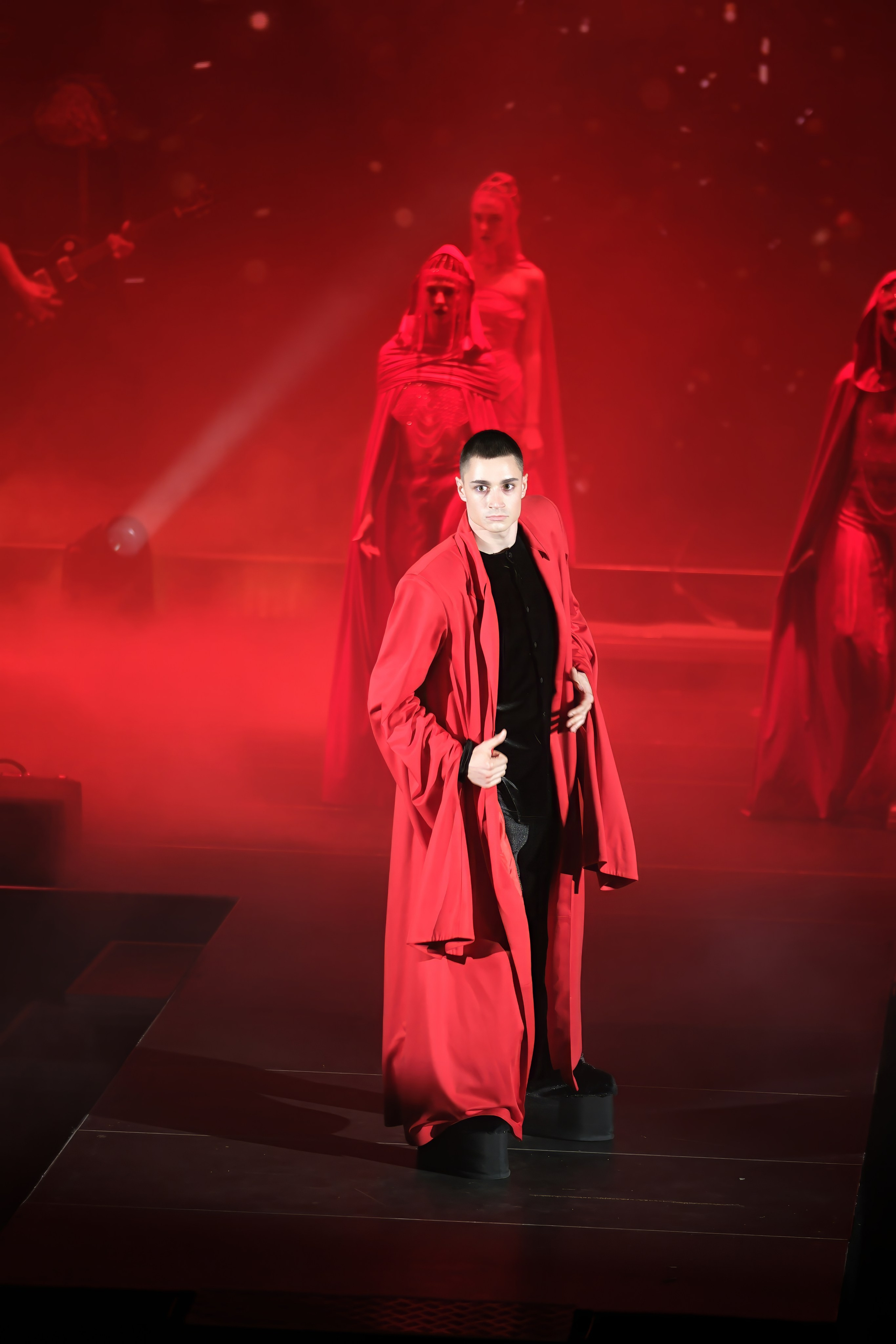 Подиумный спектакль «Стиль Надежды». Добро пожаловать в студию «Цифровой скульптор»  где искусство встречается с технологиями!