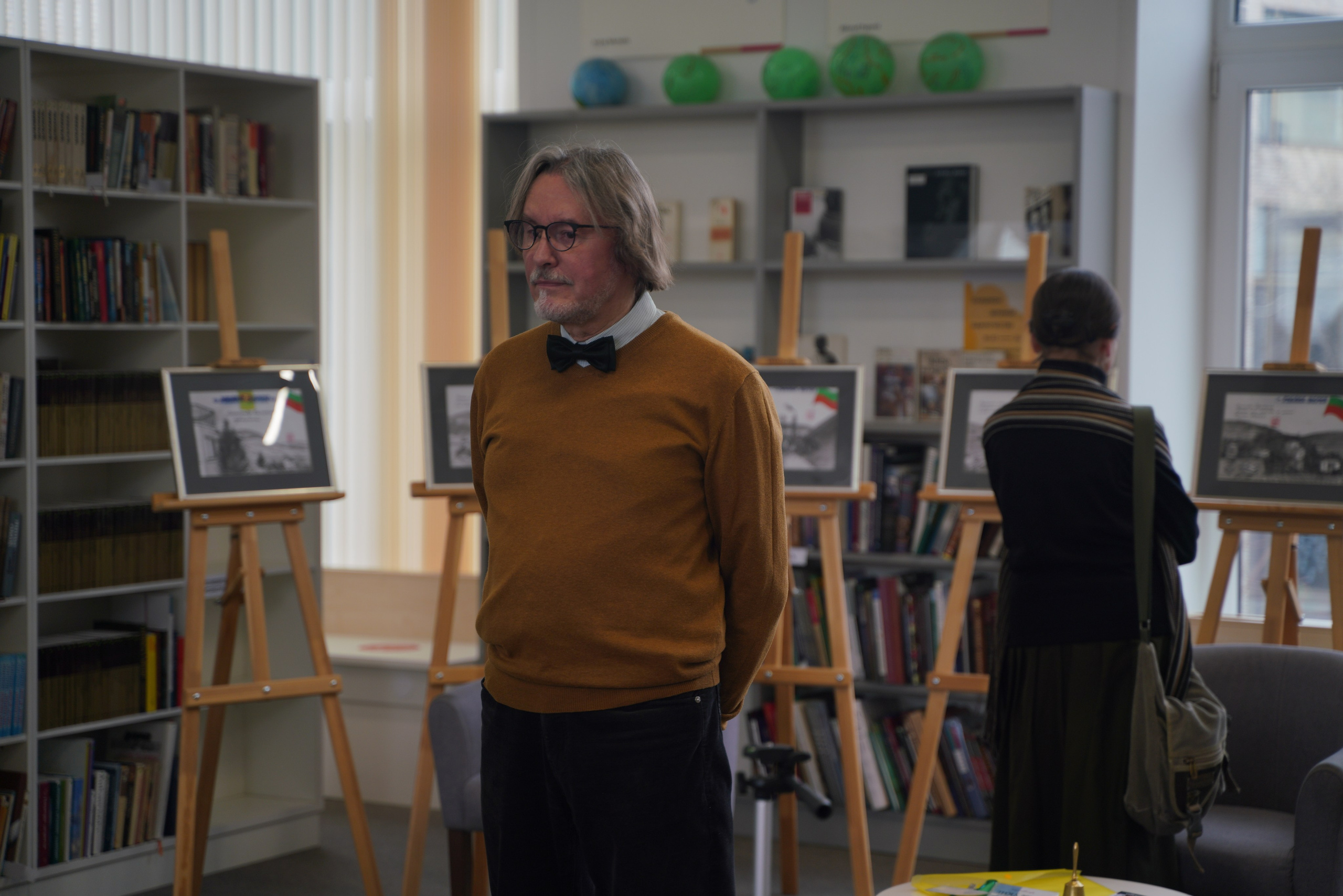 Съемка мастер-класса на открытии выставки Александра Белугина «Малка Верея» в Билиотеке иностранной литературы. Портретный и репортажный фотограф Наталья Горобец