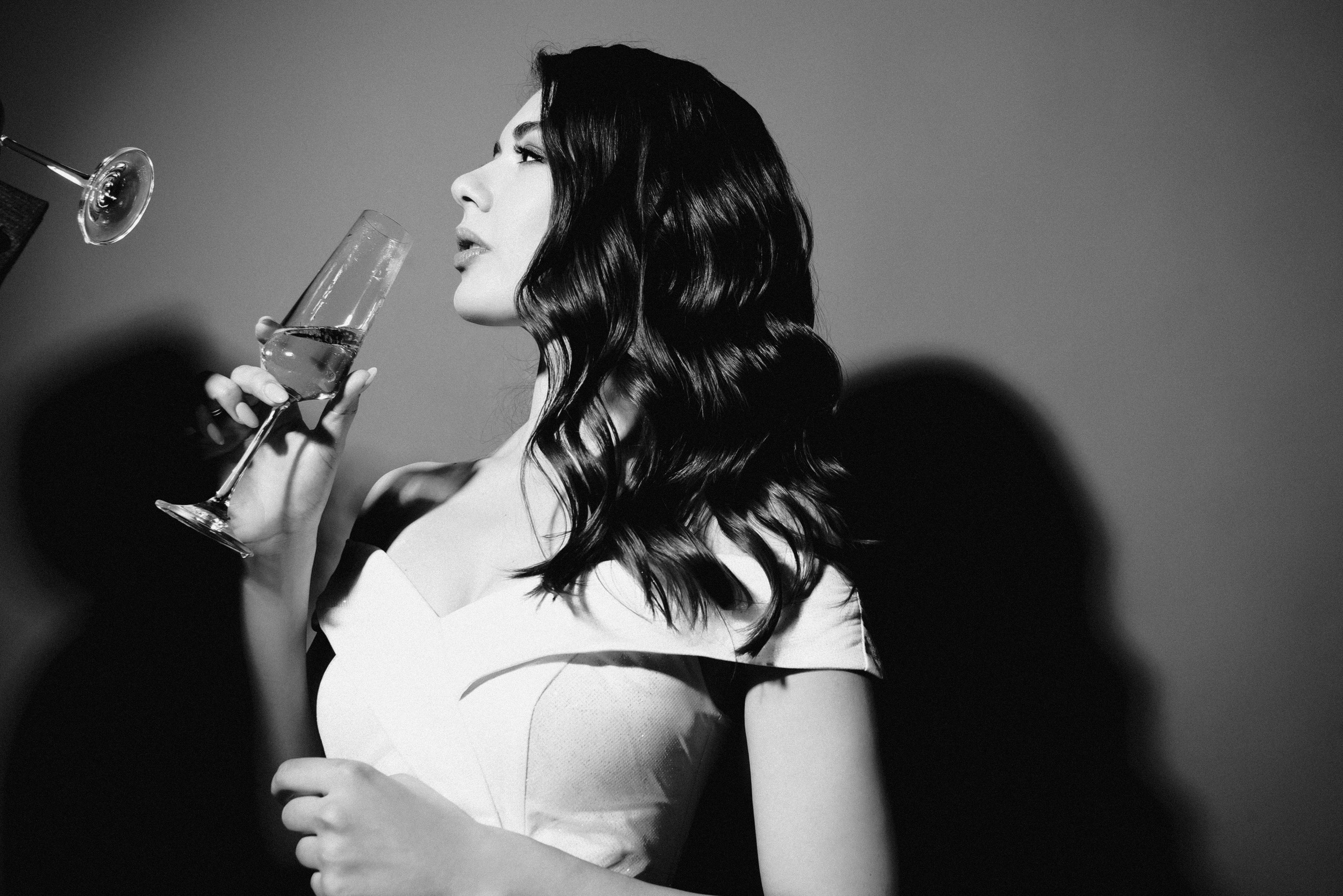 Шампанского?. Портретный и репортажной фотограф Алексей Волков. Москва, Оренбург