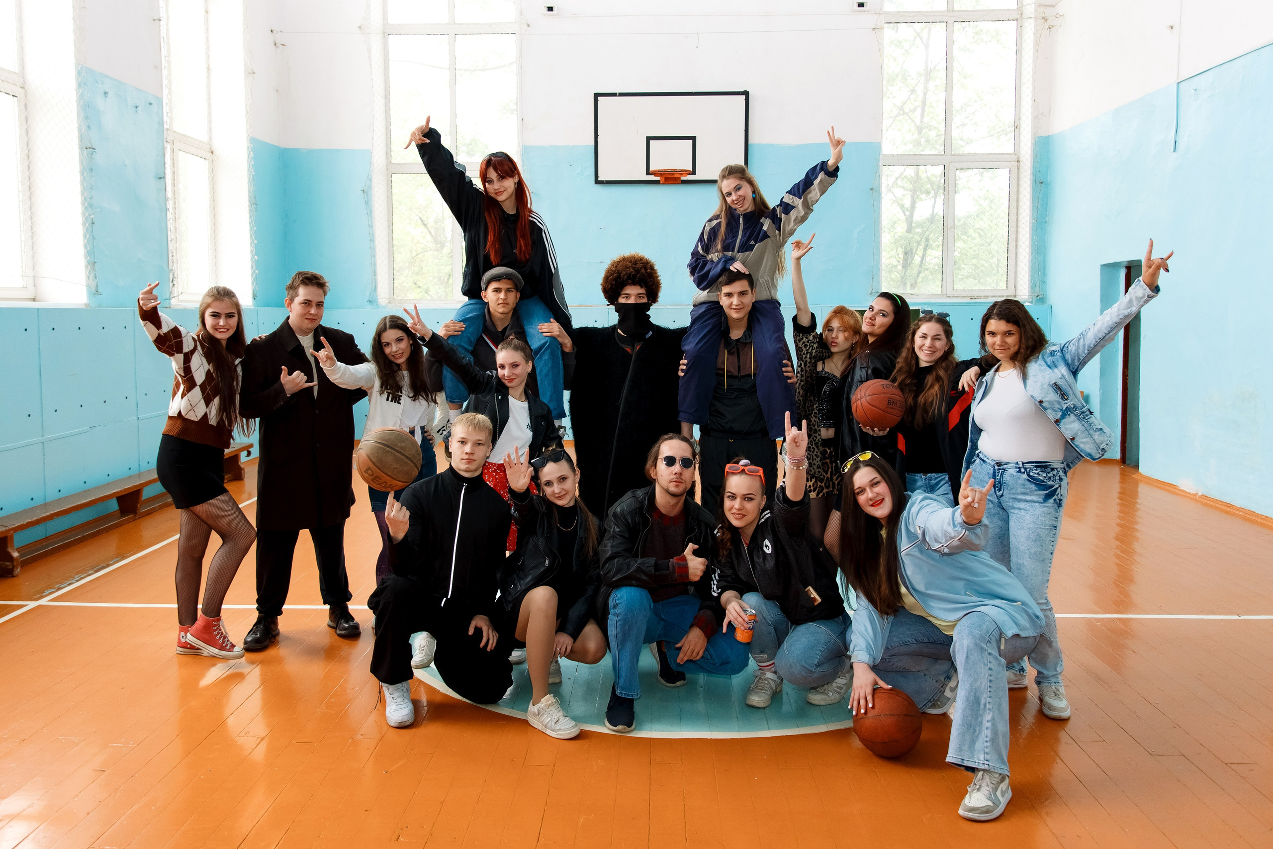 11 класс день не послушания в школе. Фотограф Любовь Корниенко, Примоский край