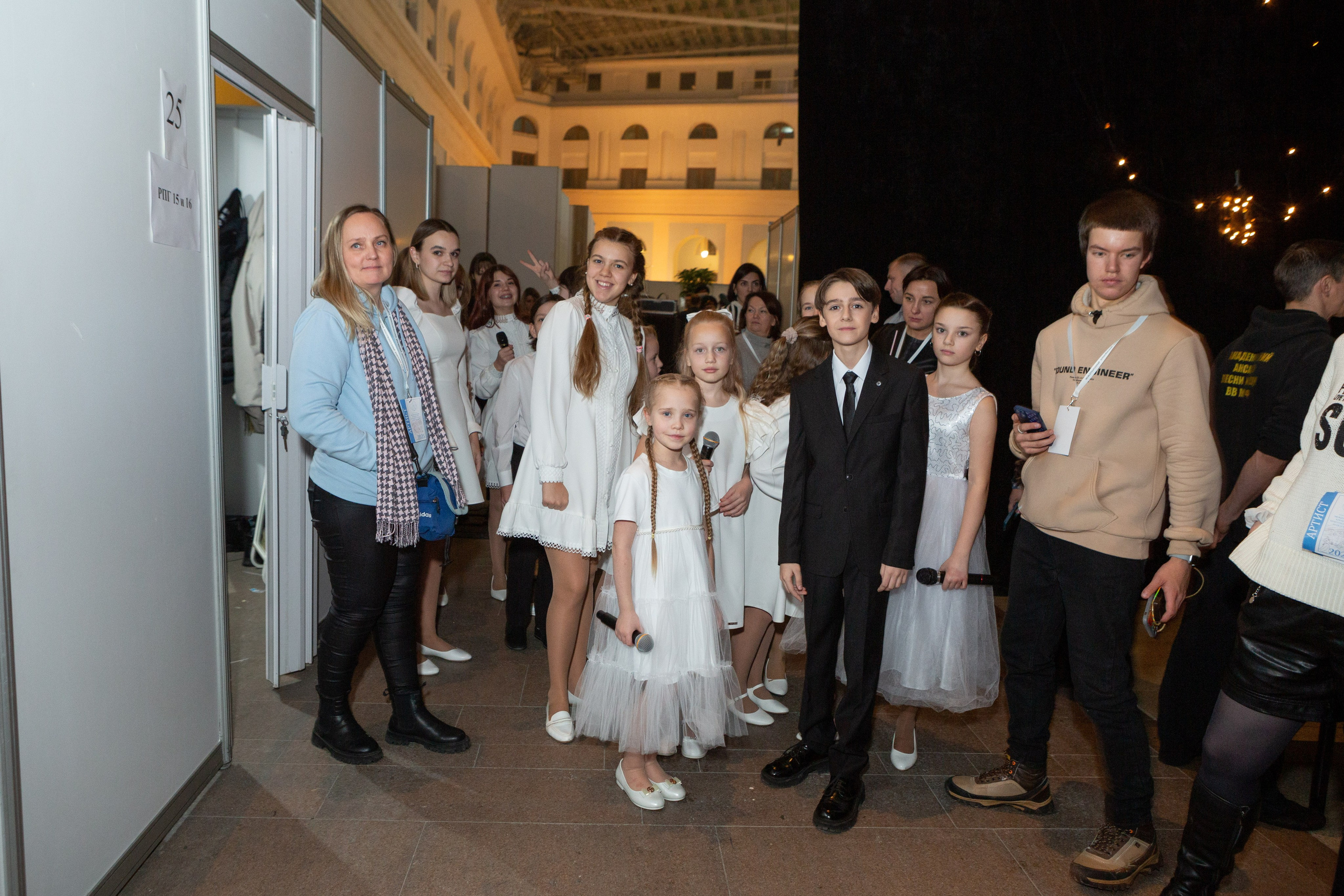 VIII «Международный Кремлёвский Благотворительный Кадетский Бал». Рекламный, предметный, репортажный, семейный фотограф и художник в Москве