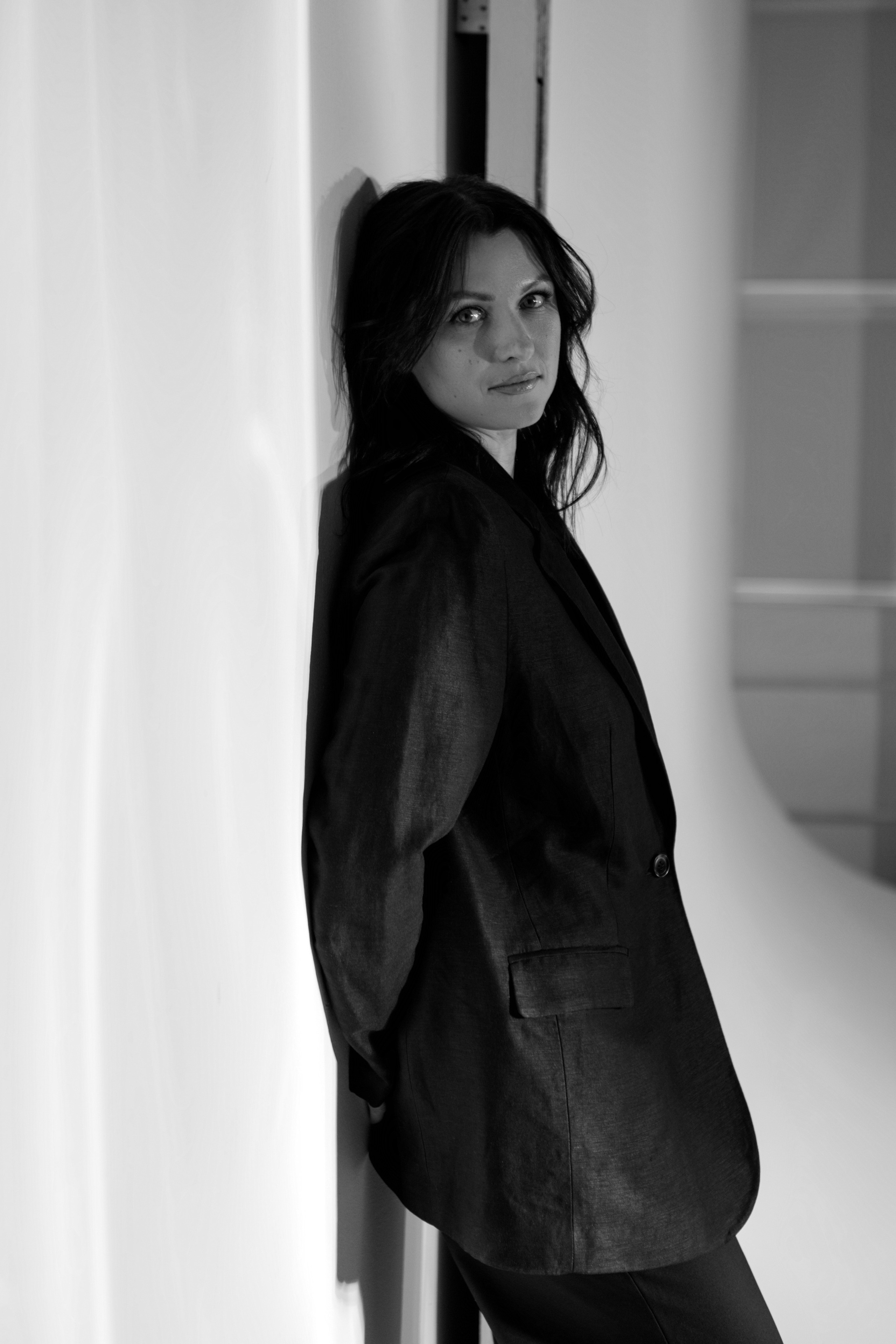 Анна ч/б. Главная