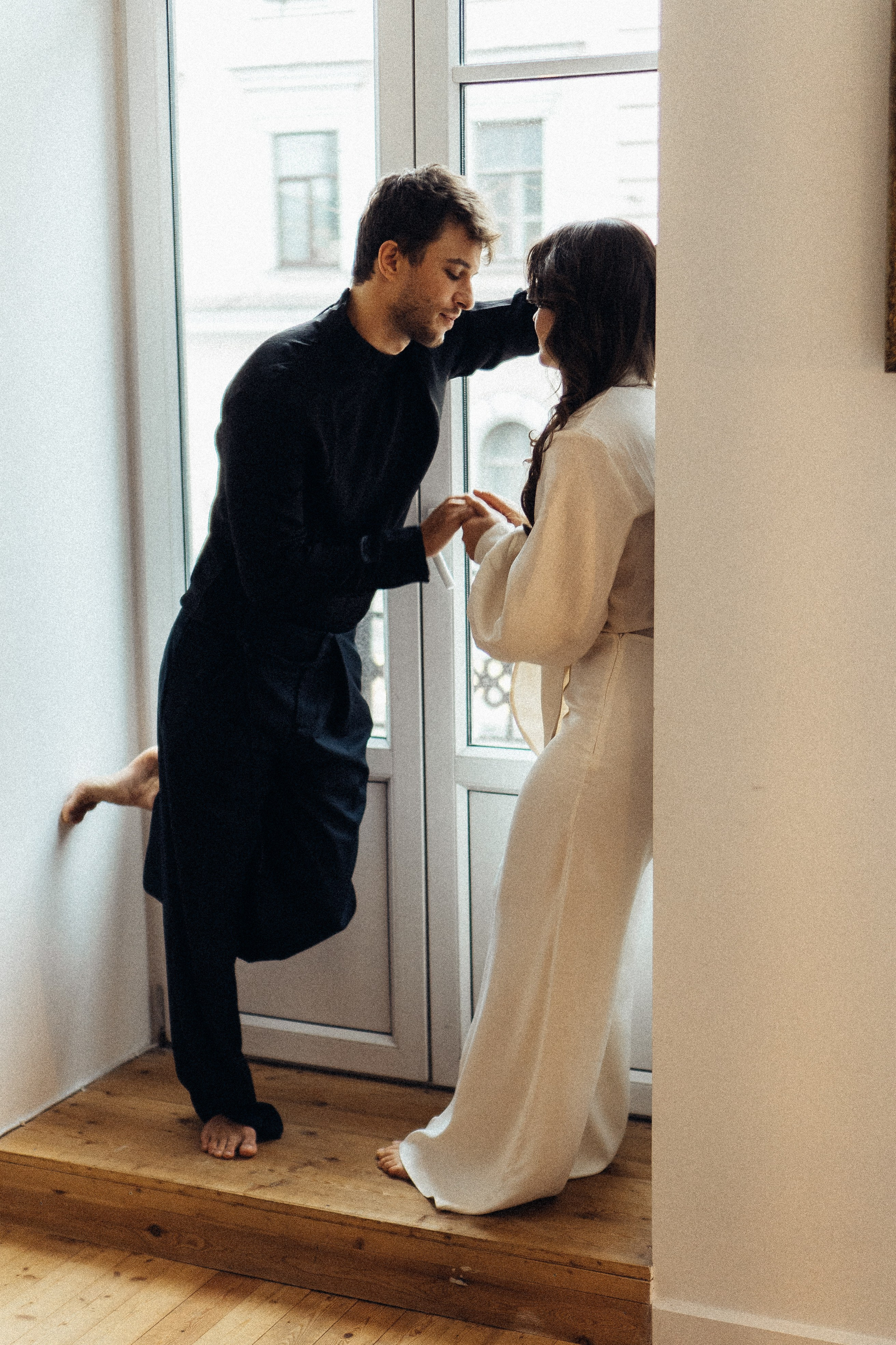 УТРО ЖЕНИХА И НЕВЕСТЫ В ПИТЕРСКОЙ КВАРТИРЕ И СЬЕМКА С СВАДЕБНЫХ ОБРАЗАХ. Профессиональный фотограф, Санкт-Петербург — Виктория Богомолова