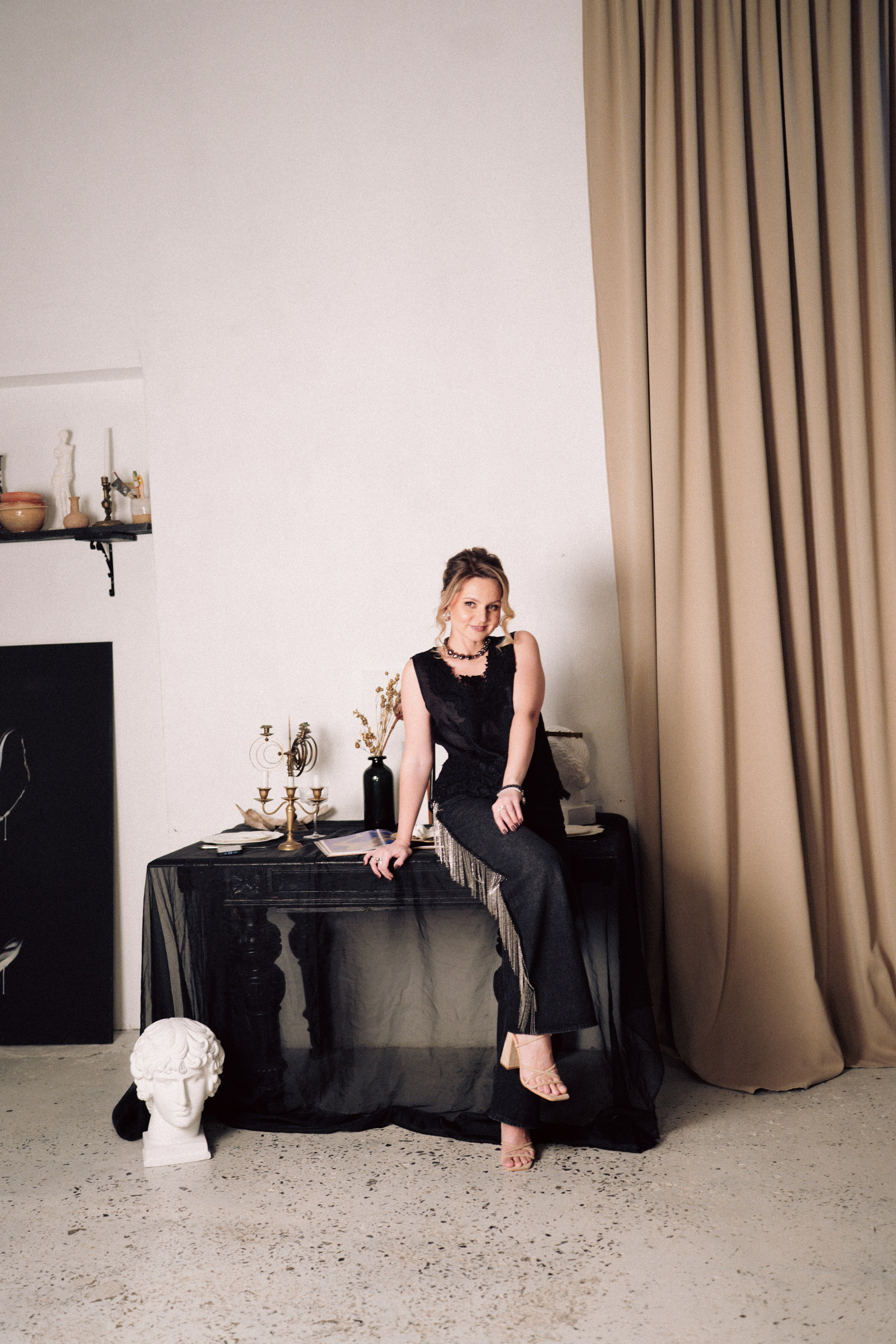 НОВОГОДНЯЯ ФОТОСЕСИИЯ В СТУДИИ ДЛЯ ДЕВУШКИ И ПРОГУЛКА ПО ЧЕРНЫШЕВСКОЙ. Профессиональный фотограф, Санкт-Петербург — Виктория Богомолова