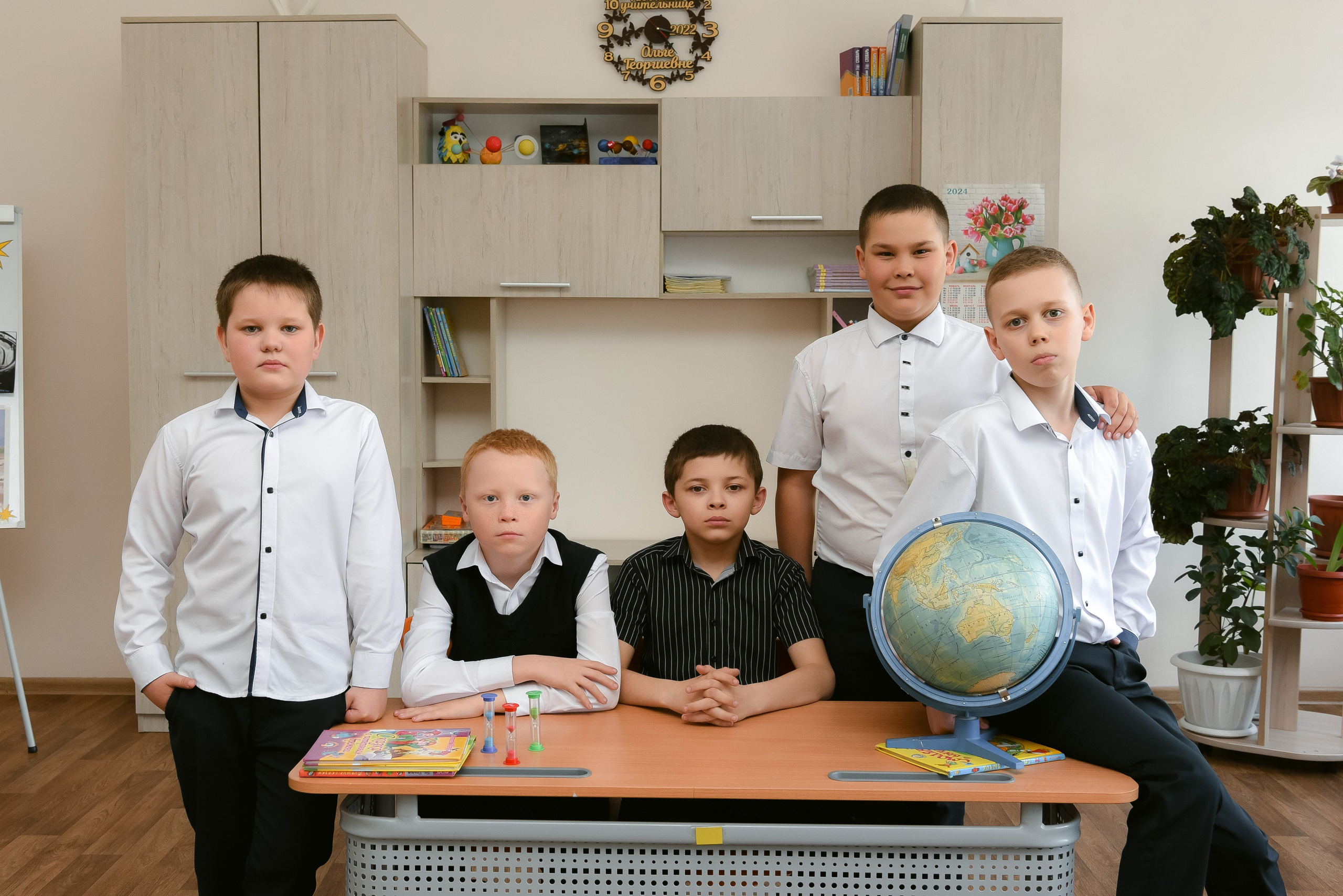 Съемка для альбомов 4 класс 2024. Фотограф Анастасия Гурьянова в Тюмени и Ялуторовске