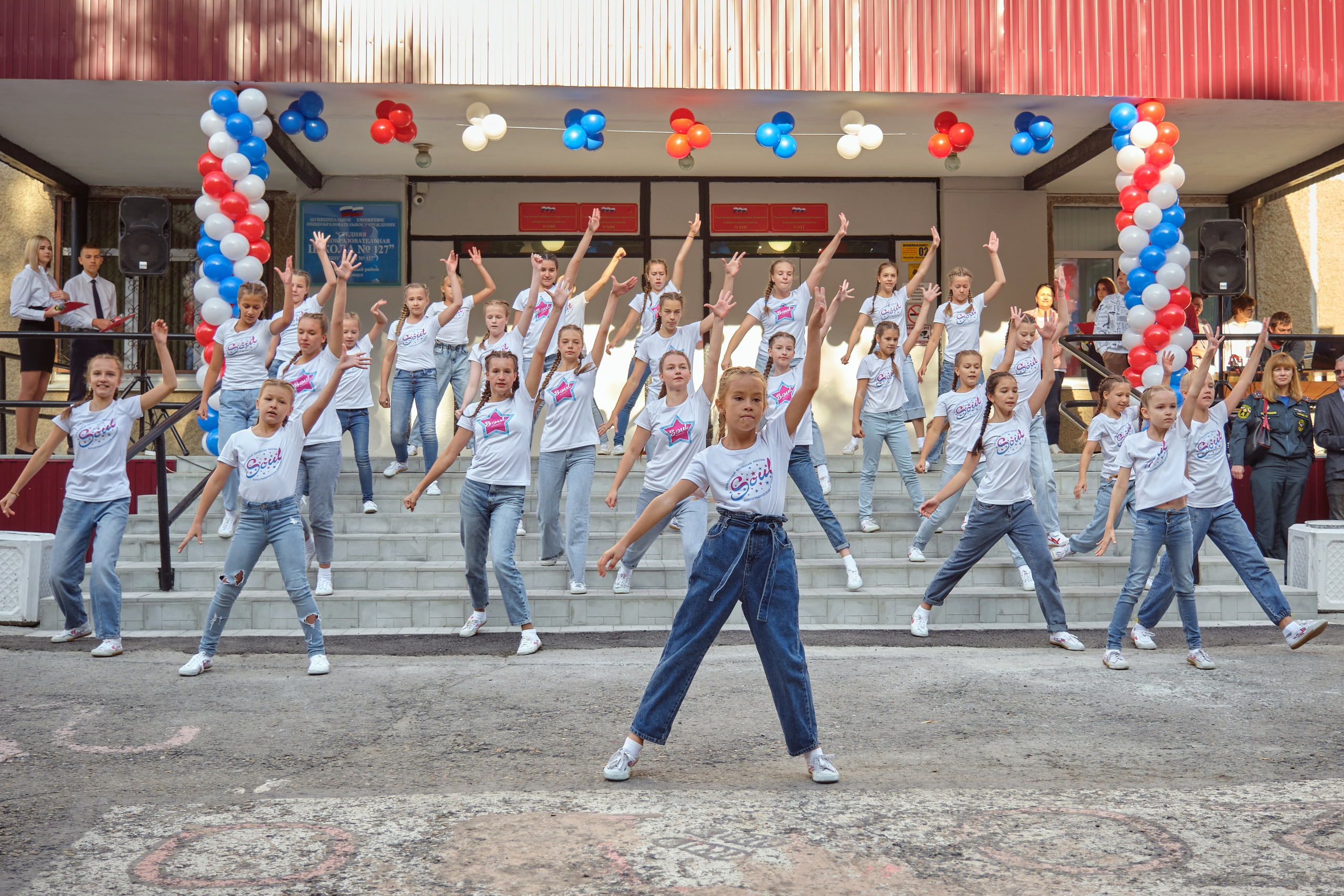 Школы. Профессиональный фотограф Барнаул Анастасия Фримал