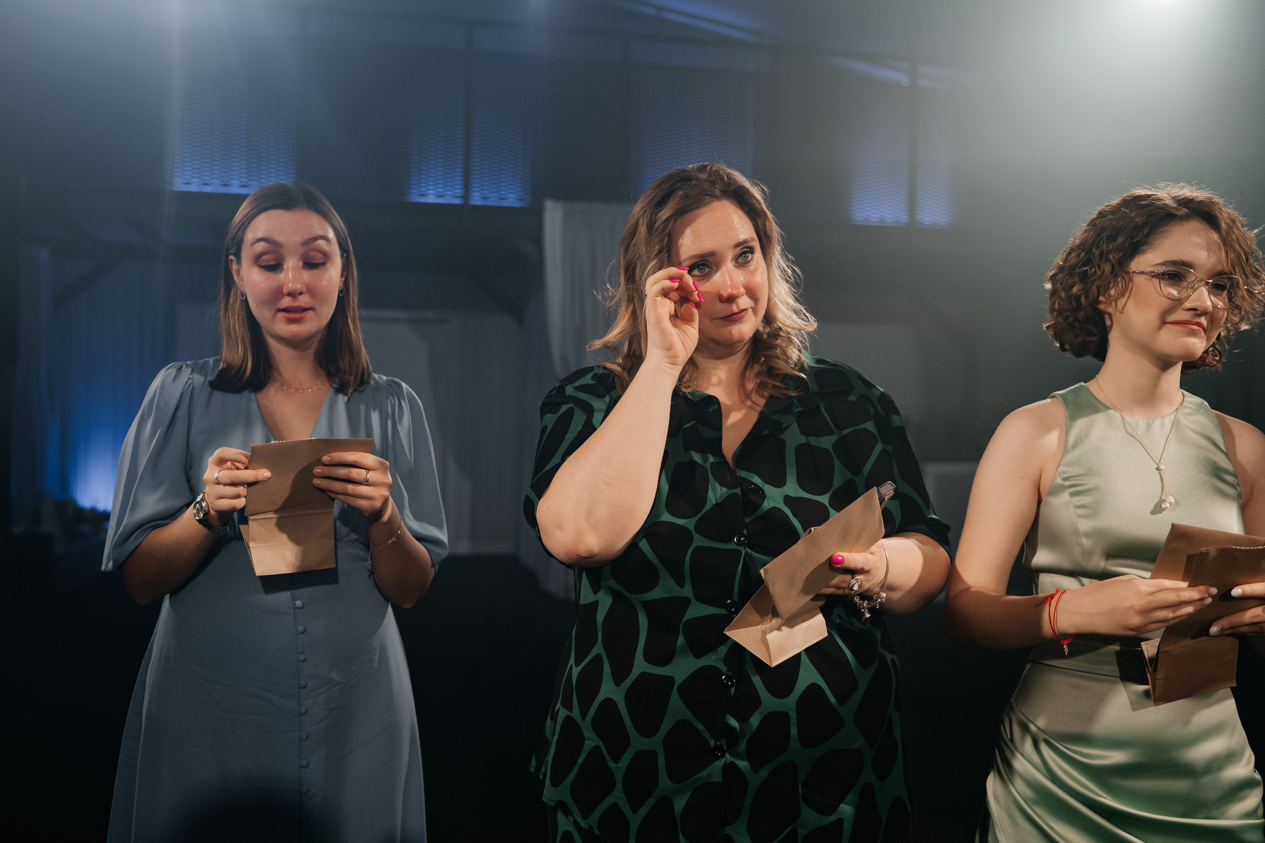 Wedding «Laugh and cry». Свадебные фотограф и видеограф Наталья и Анатолий Новиковы СПб