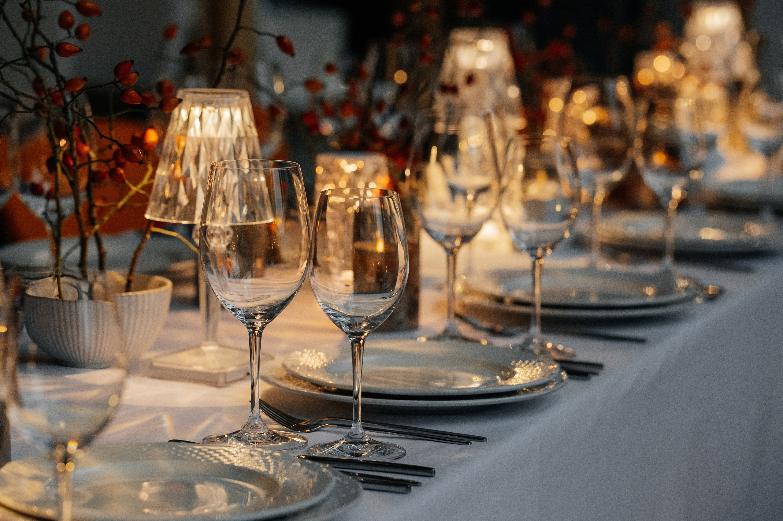 Невероятно атмосферный семейный ужин. Wedding photographer in Moscow and around the world Andrey Medvednikov