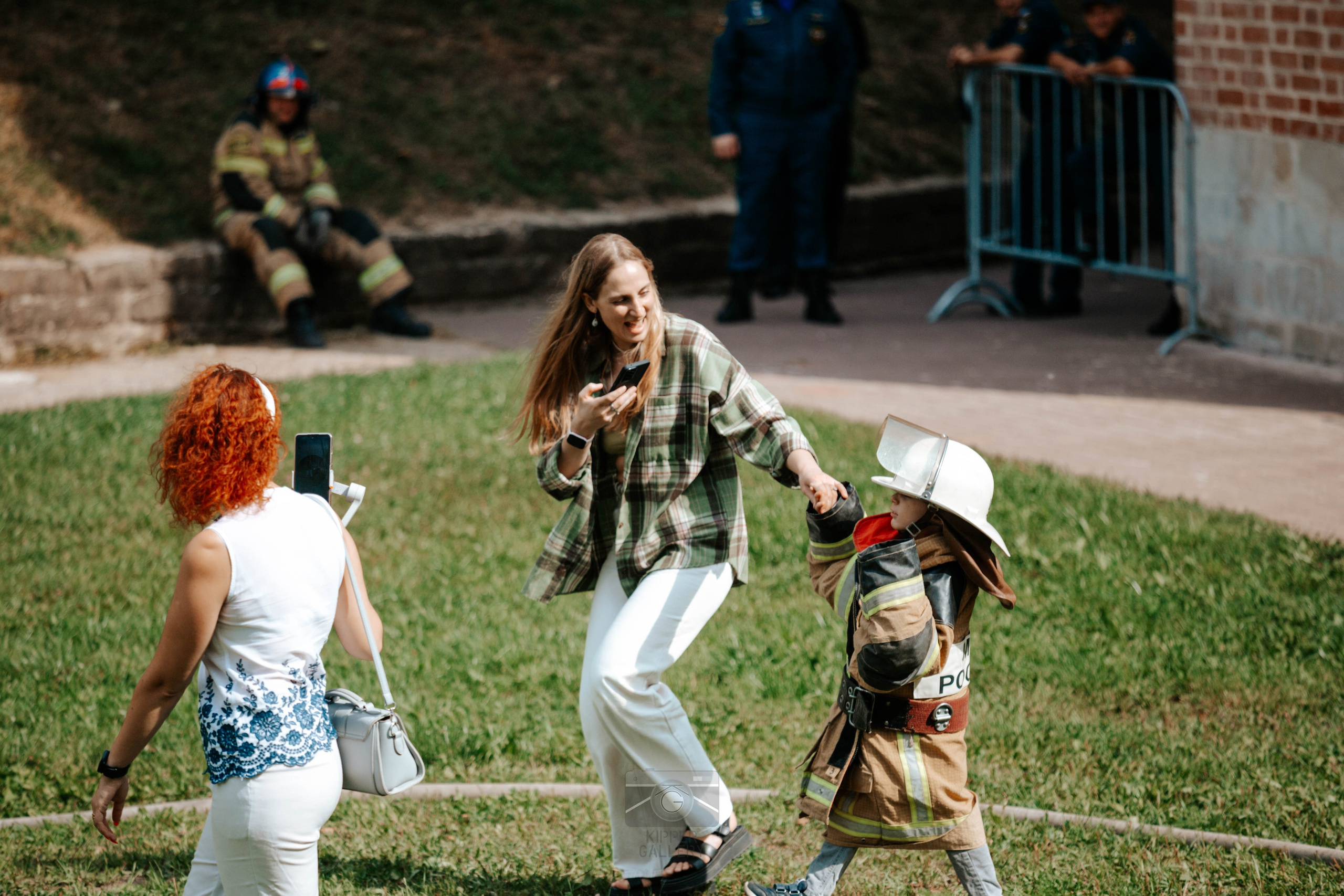 Смоленск — Акция от МЧС России «Мы первыми приходим на помощь!». KiPPER Gallery — Фотограф