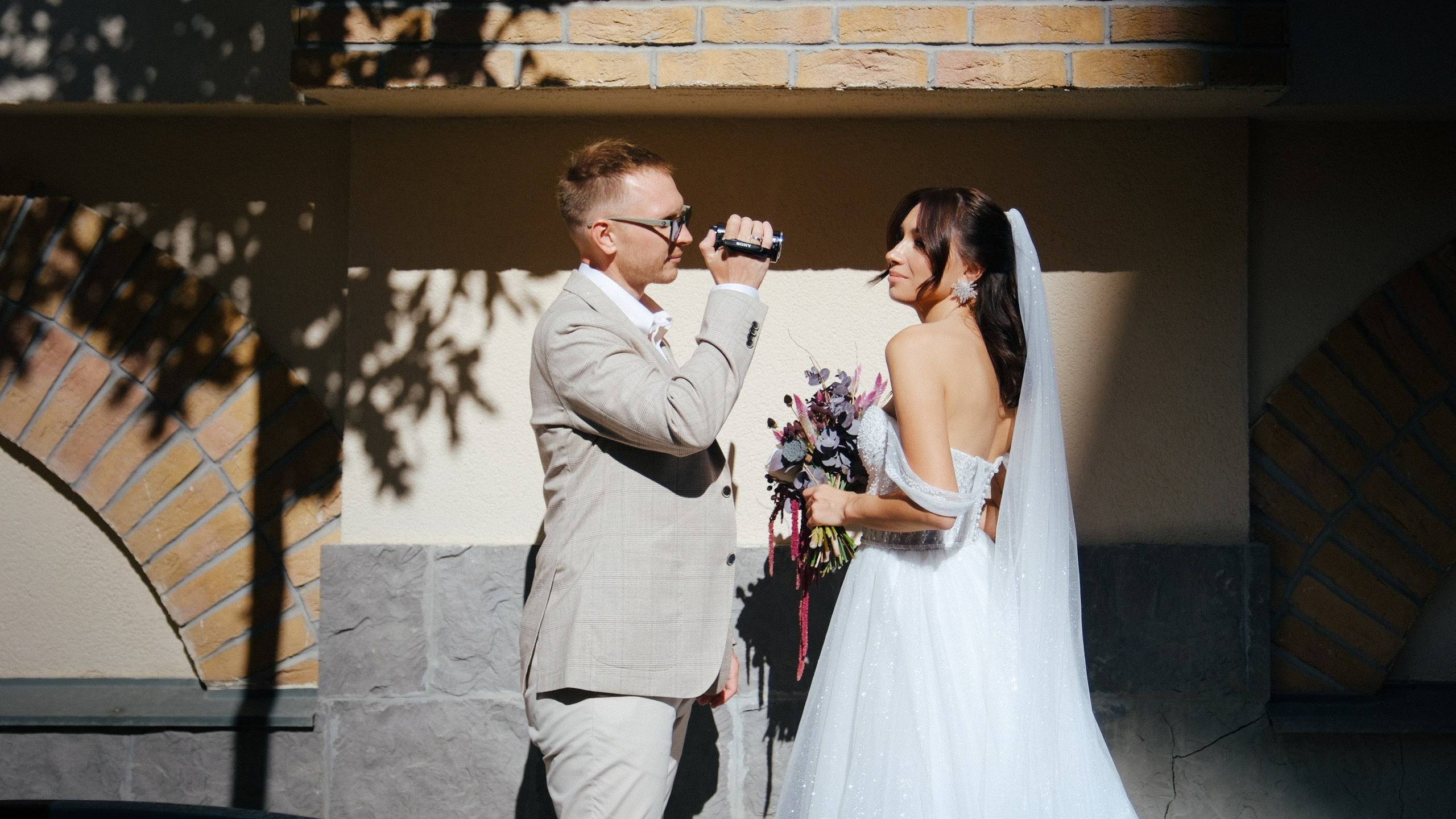 Две Здезды — Храм 19 века. Свадебный Видеограф Фотограф в Сочи