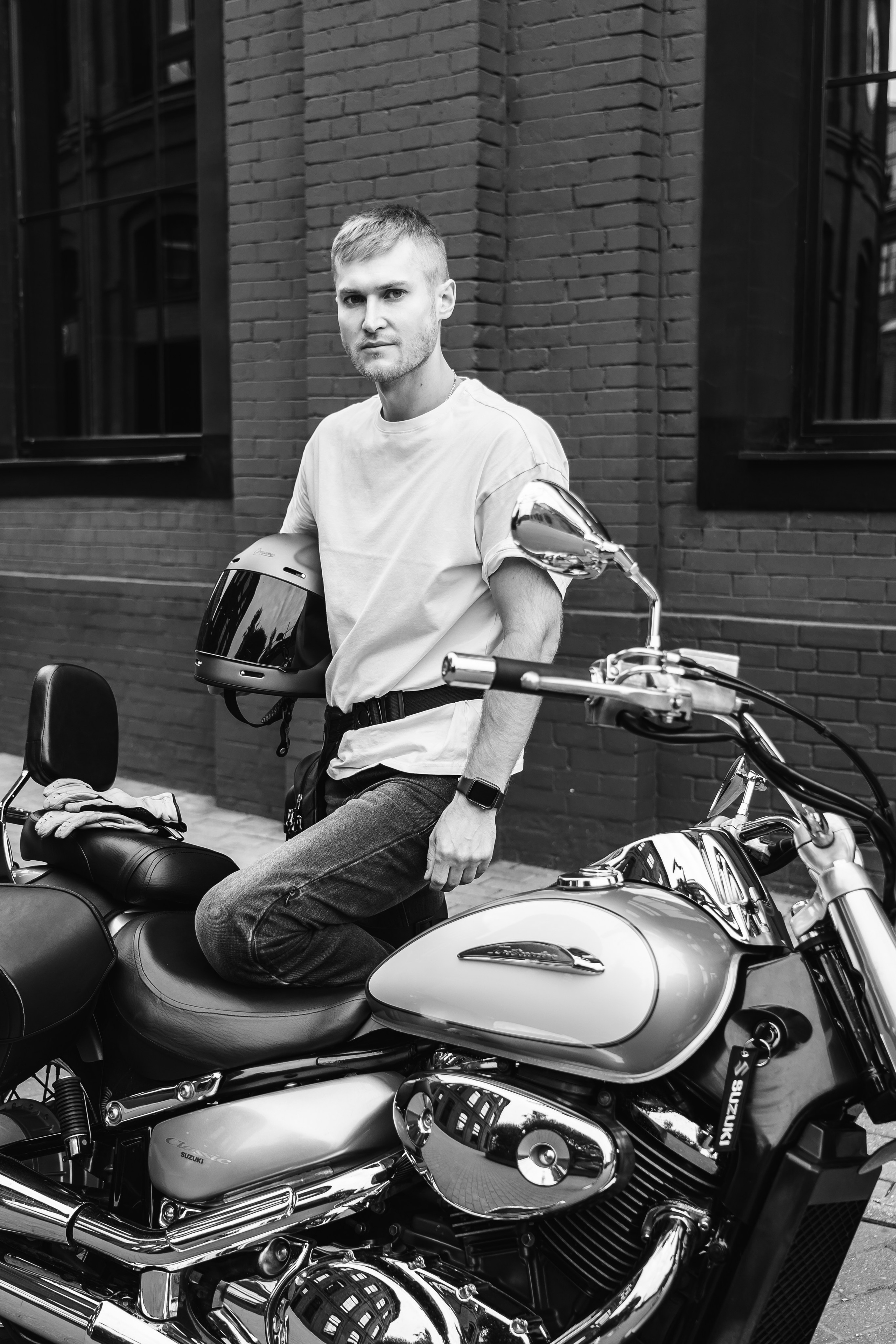 Олег и Сузуки. Наталия Фролова. Фотограф. Москва