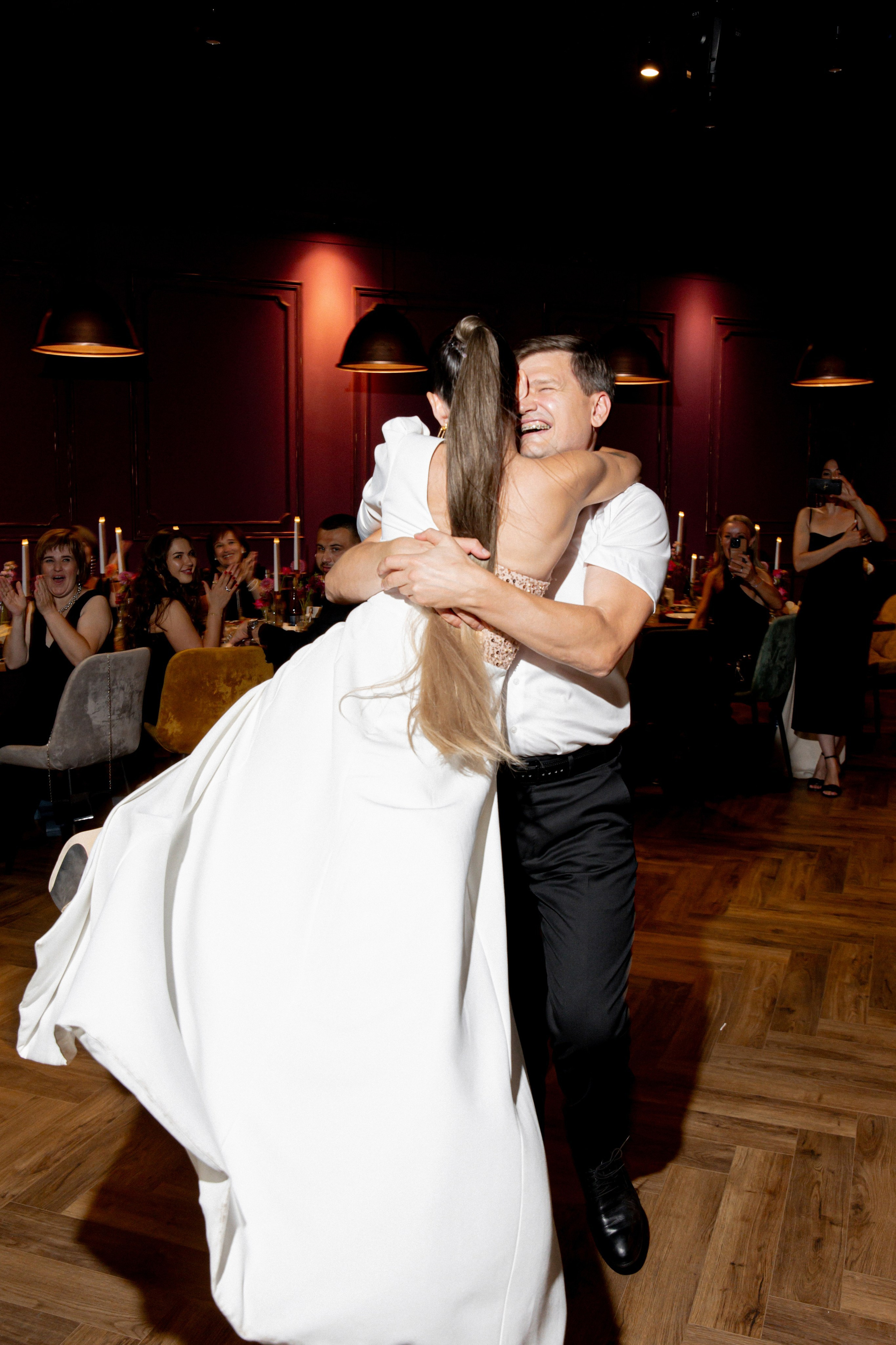 Профессиональная фото- видеосъемка на годовщину свадьбы в Краснодаре. Свадебный фотограф и видеограф Краснодар, Ростов, Сочи, Новороссийск