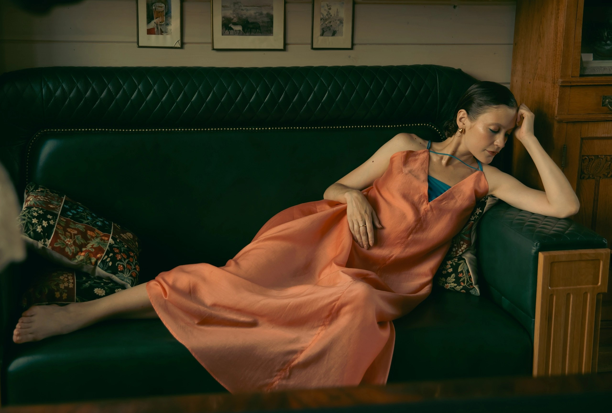 Актриса театра и кино Анна Зайкова. Локация режиссера Андрея Селиванова. Свадебный фотограф, портретный фотограф в Москве и Саратове Оксана Анциферова