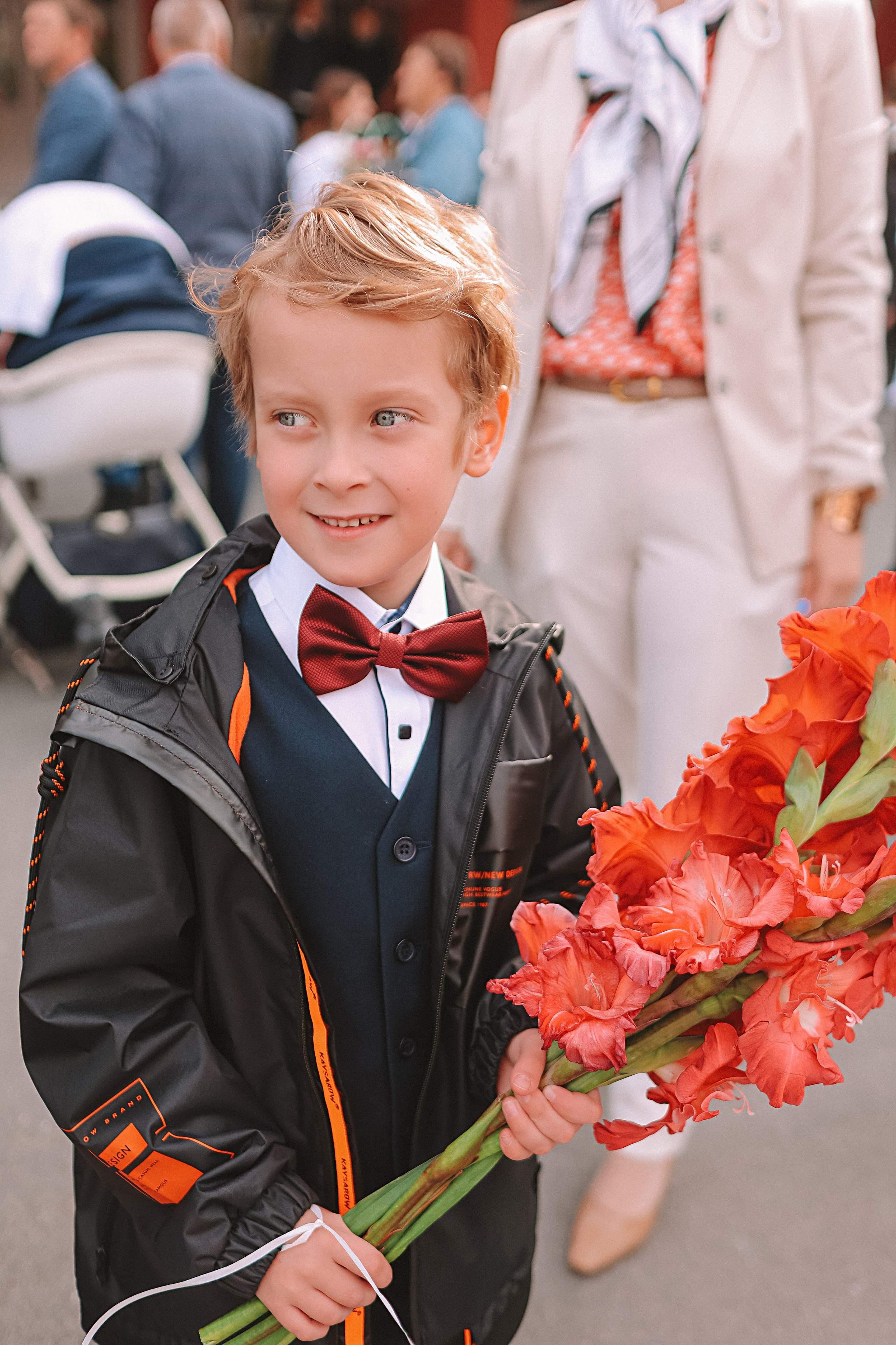 1 сентября линейка+кл час+портреты. Семейный фотограф Тюмень, фотограф на роды Салмина Мария