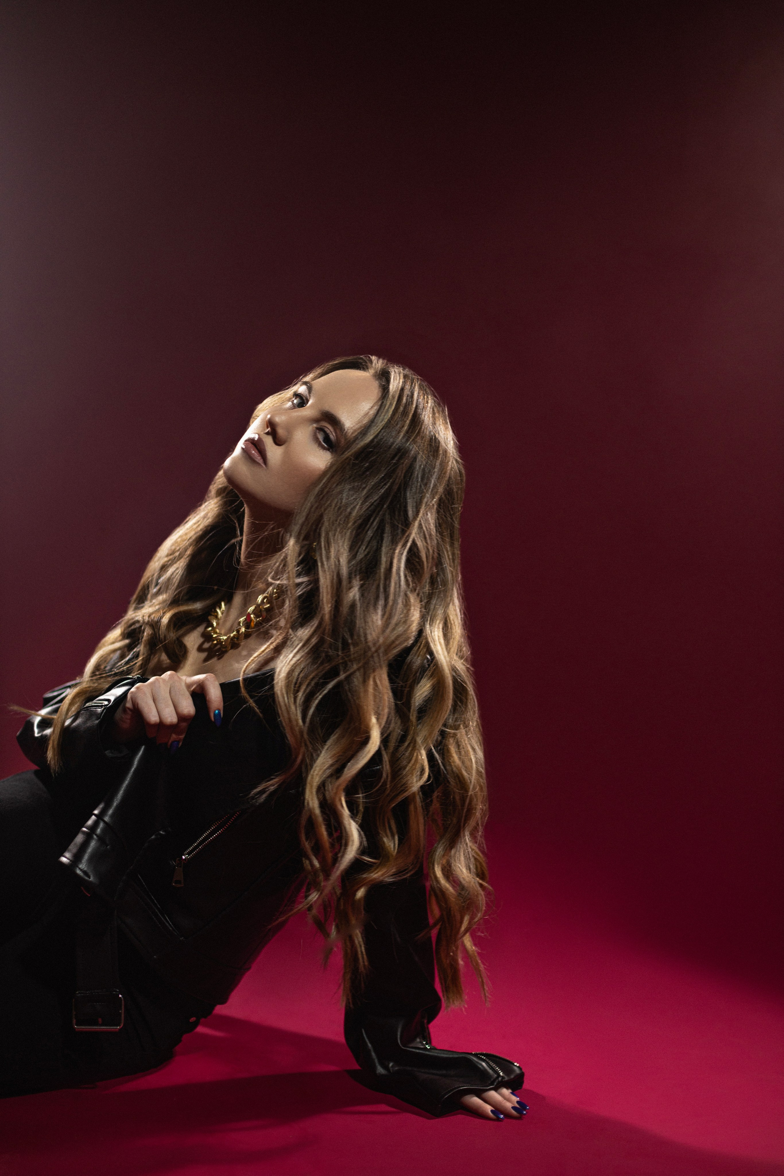 Студийная съёмка. Женский фотограф в Санкт-Петербурге, Москве и весь мир Алёна Мамаева