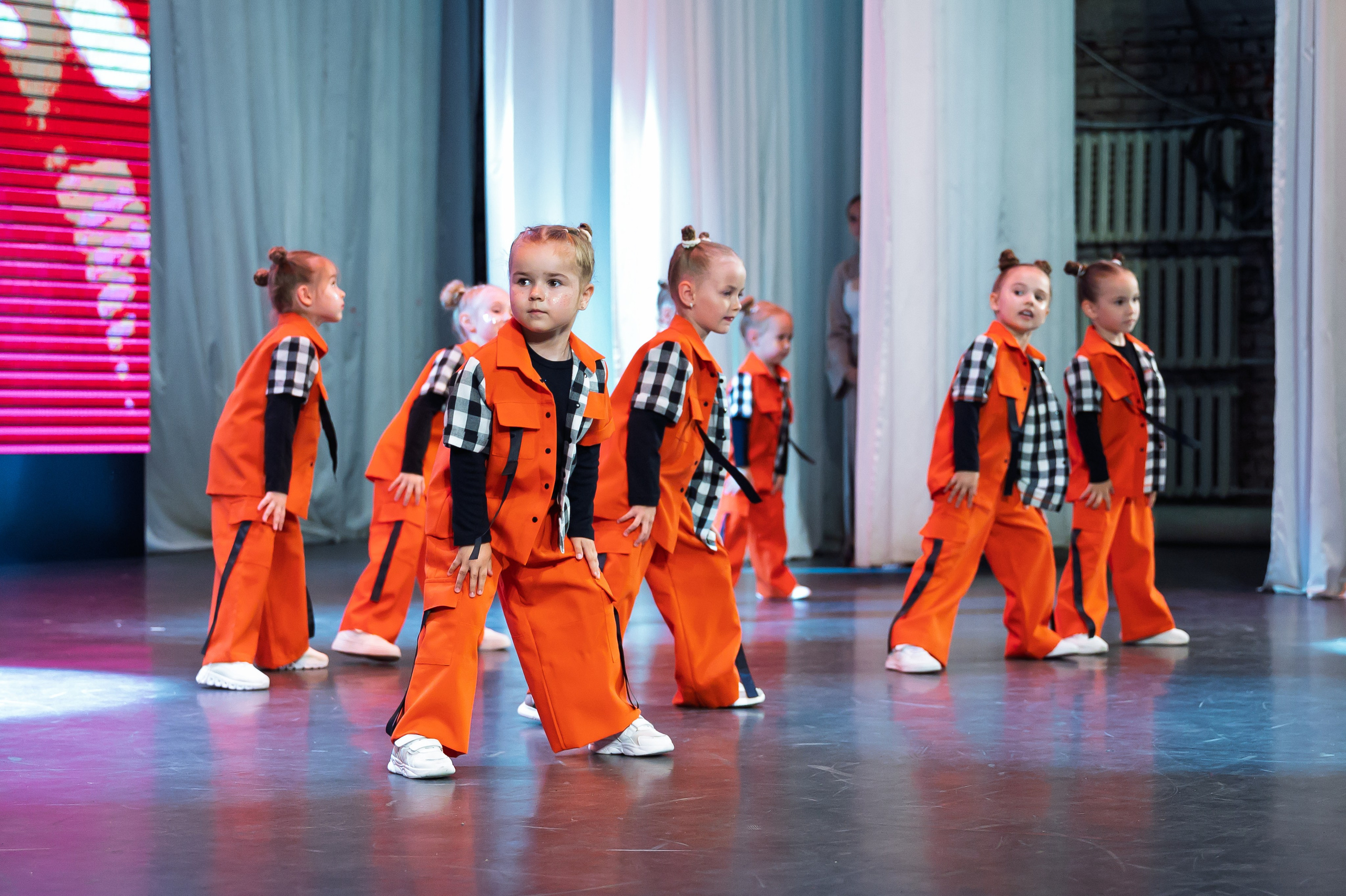Отчетный концерт студии танцев " Top Dance " г. Краснодар. Репортажный и свадебный фотограф Вадим Каныгин