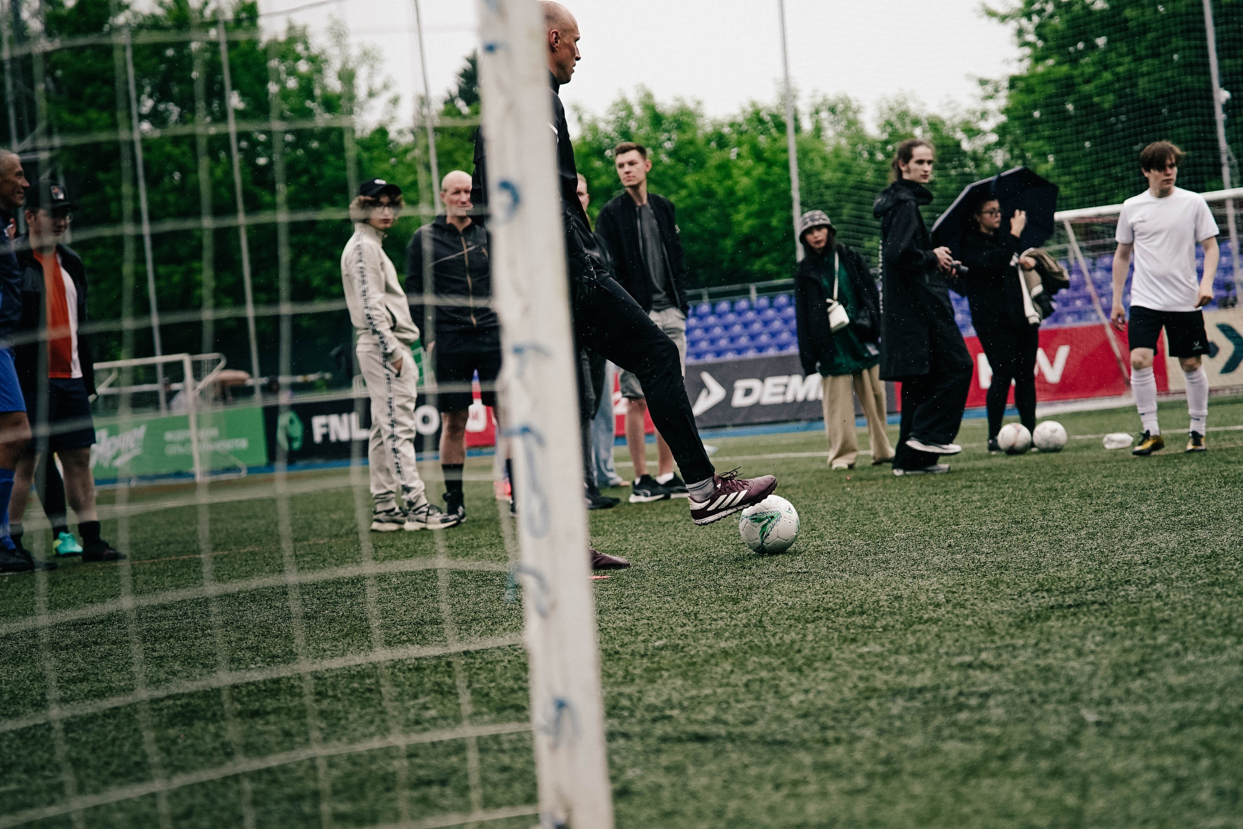 SPORT SHOOTS. Awes fram