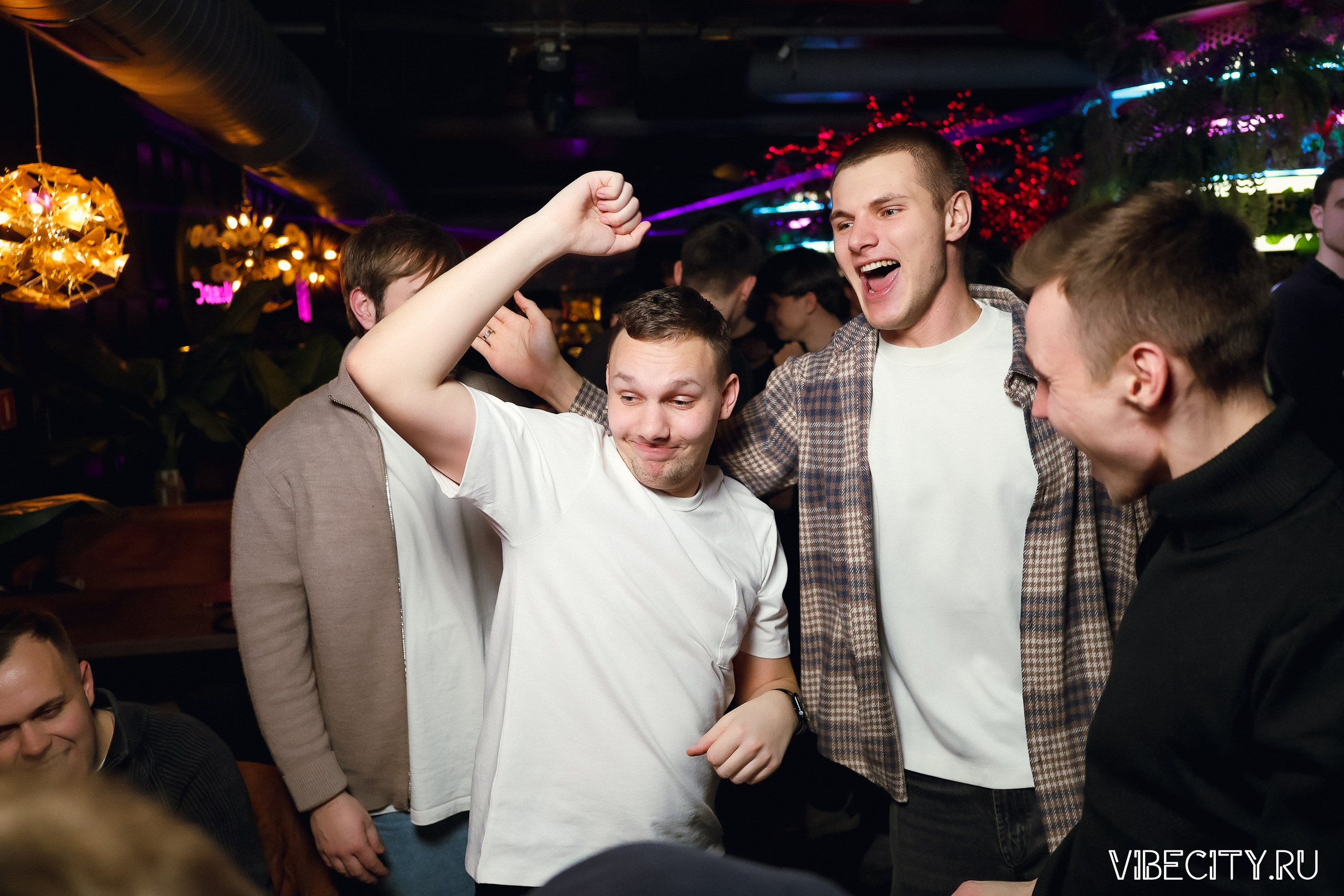 DOUBLE U. VIBECITY.RU Вайб Сити Ру Фоторепортажи Фотоотчеты Калининград