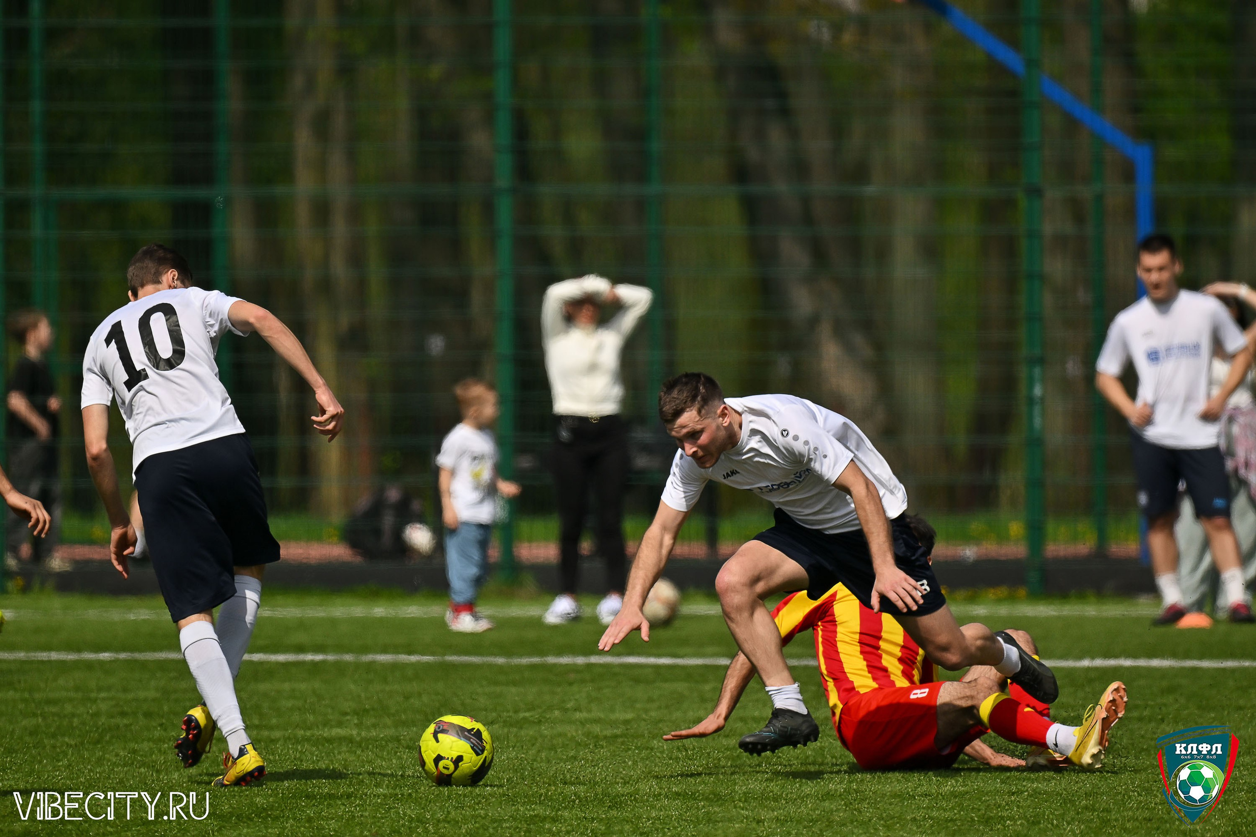 XX ЧЕМПИОНАТ КАЛИНИНГРАДСКОЙ ЛФЛ КАНЦМАРКЕТ39 сезона 2024–2025 гг. VIBECITY.RU Вайб Сити Ру Фоторепортажи Фотоотчеты Калининград