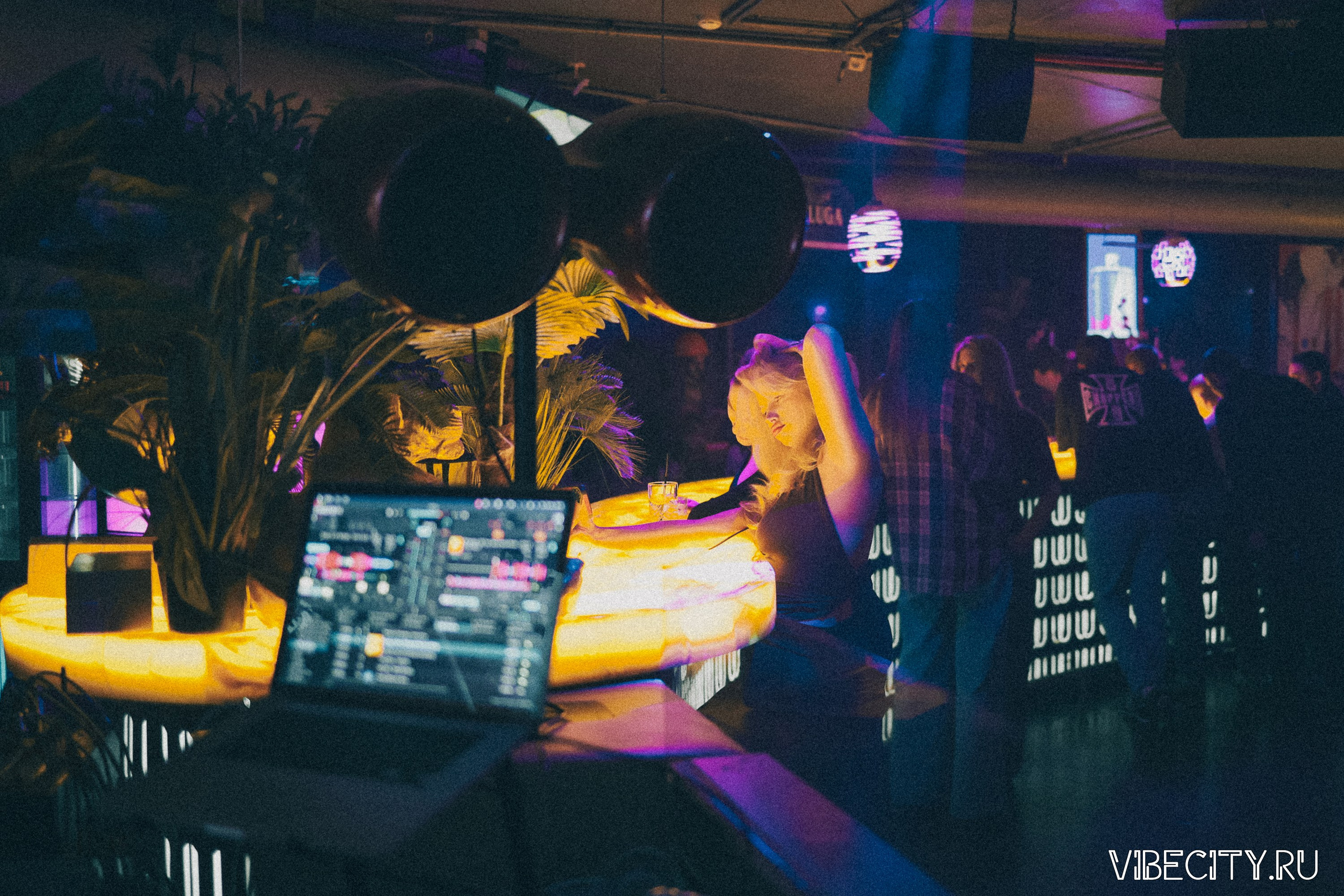 DOUBLE U. VIBECITY.RU Вайб Сити Ру Фоторепортажи Фотоотчеты Калининград