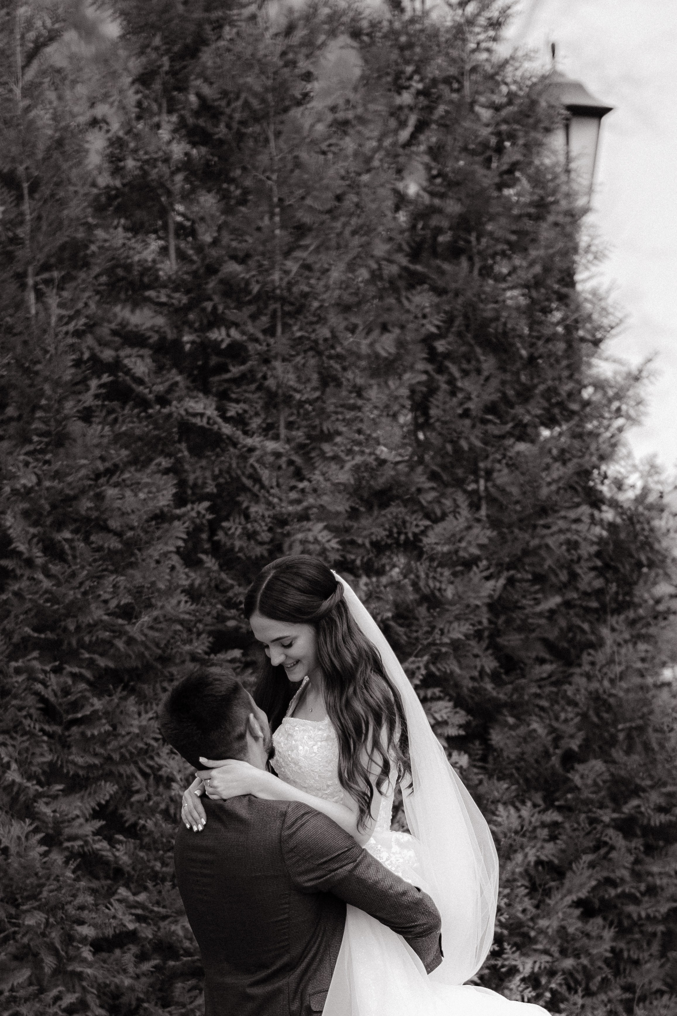 Свадебный фотограф в Балаково — Андрей Яхнин: стильные и эмоциональные фотосессии