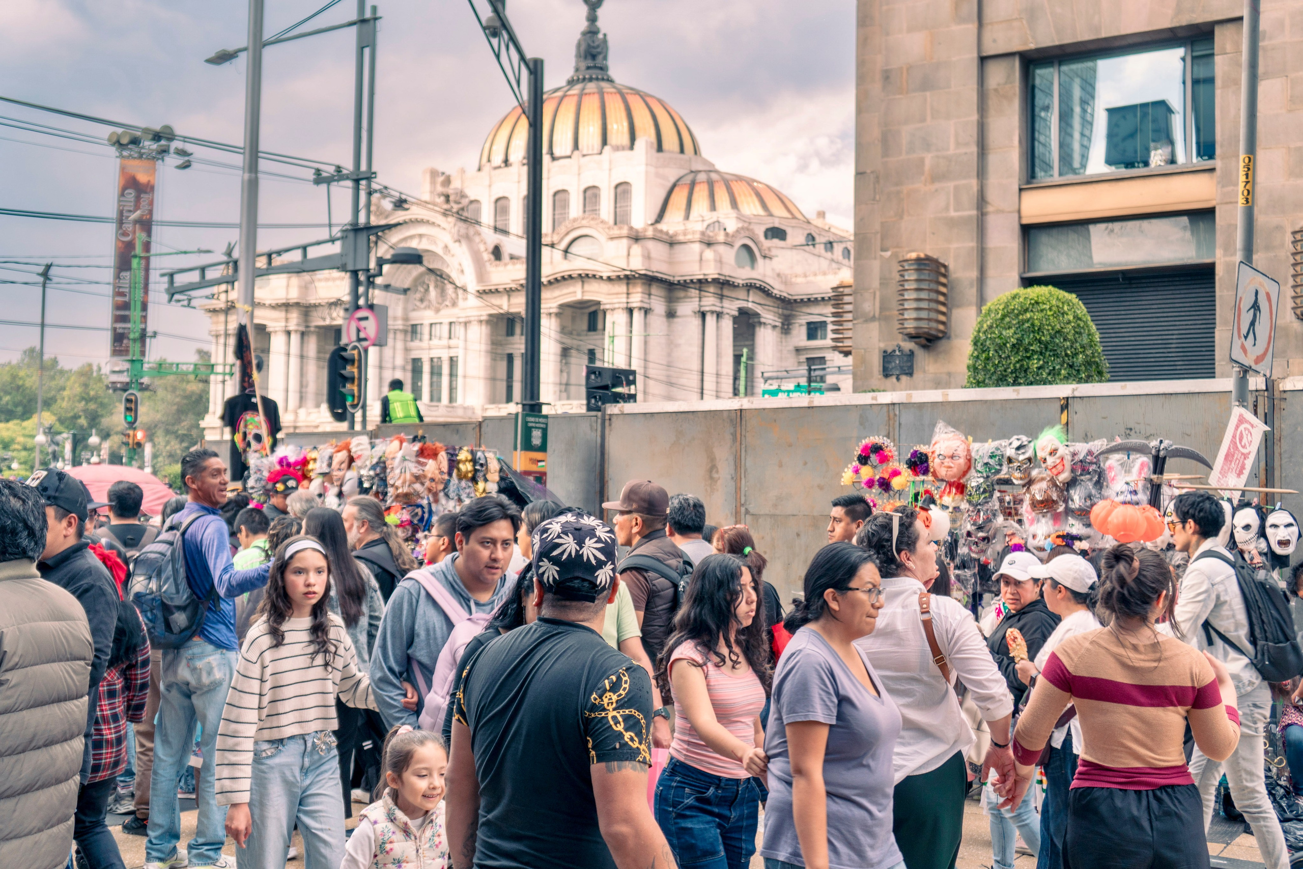 Day of the Dead. Ofrenda & Parade. CDMX Photography | Alex Klenin| Portrait & Event Photographer