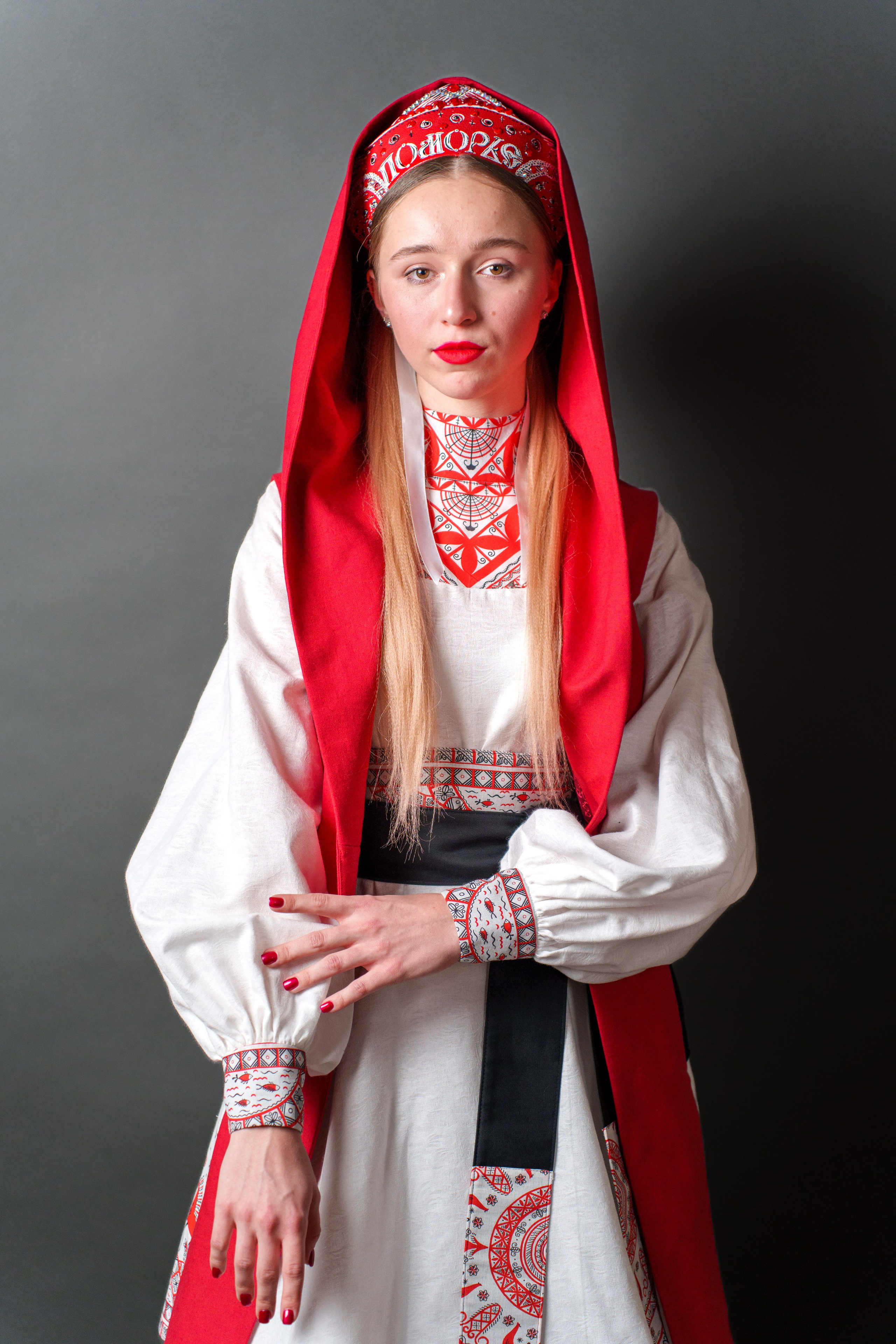 Коллекция одежды Елены Мошкиной «Мезень». Фотограф в Санкт-Петербурге Ибрагимова Алина